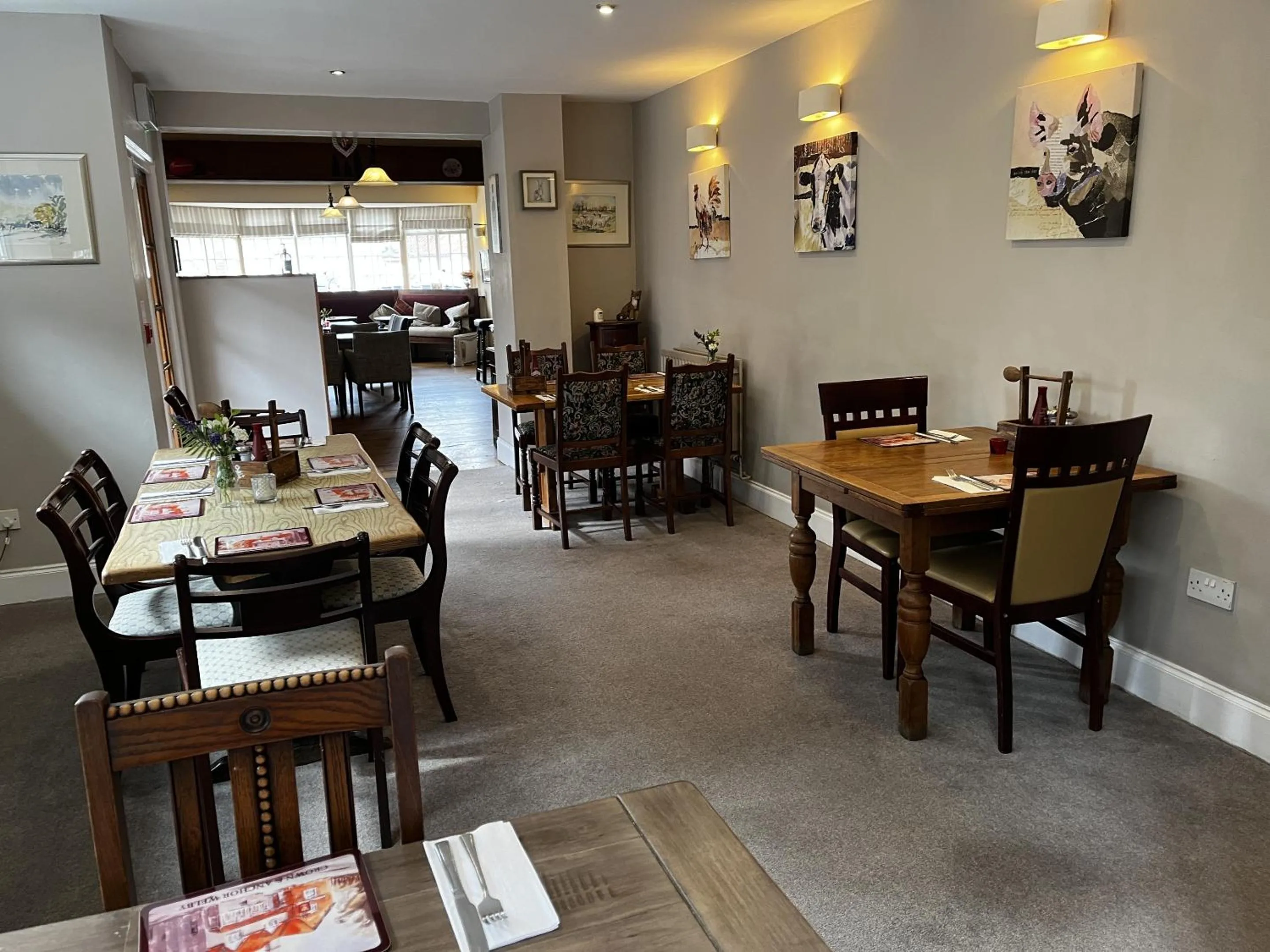 Dining area in Crown & Anchor