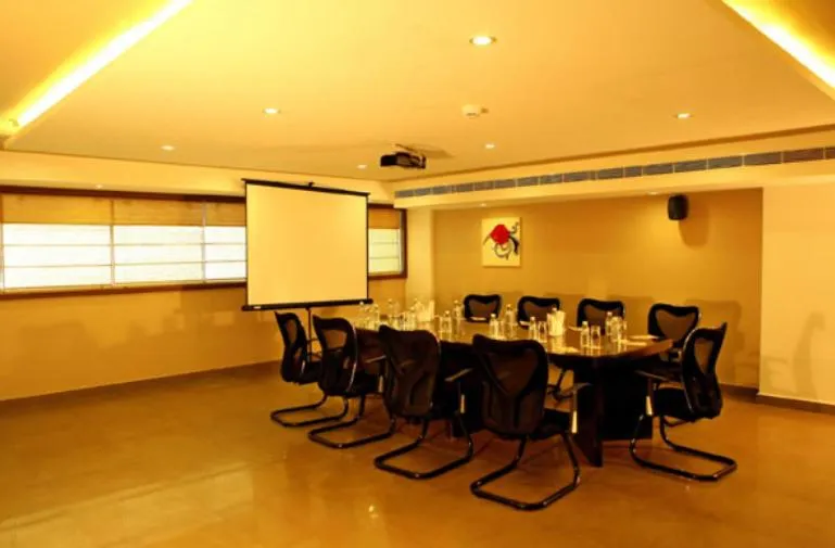 Business facilities in Paravoor Galaxy Hotel