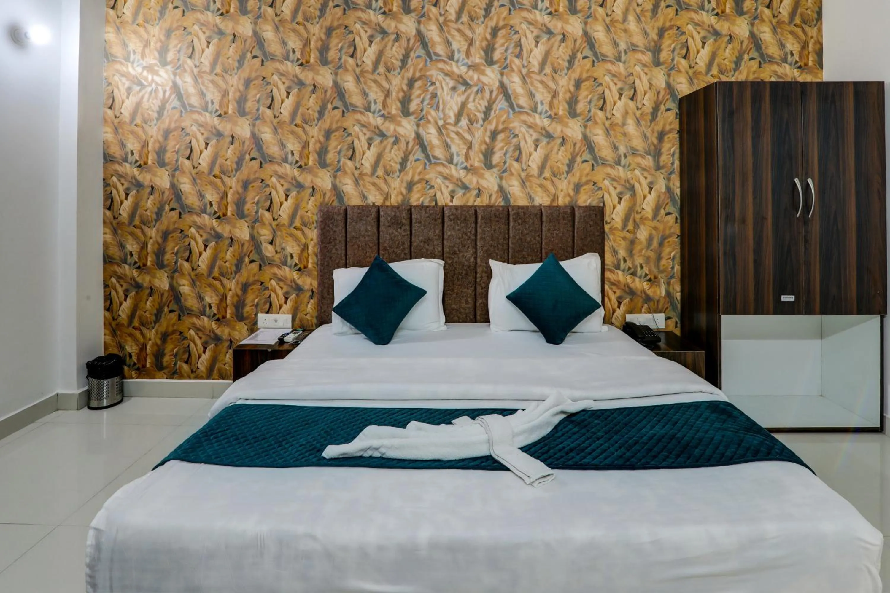 Bed in The Bunglo (Villa)