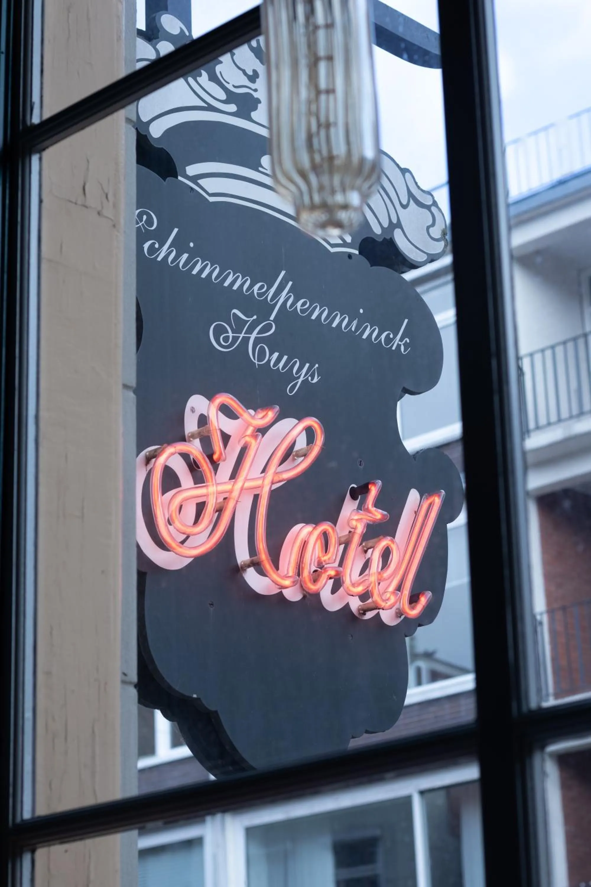 Logo/Certificate/Sign in Hotel Schimmelpenninck Huys