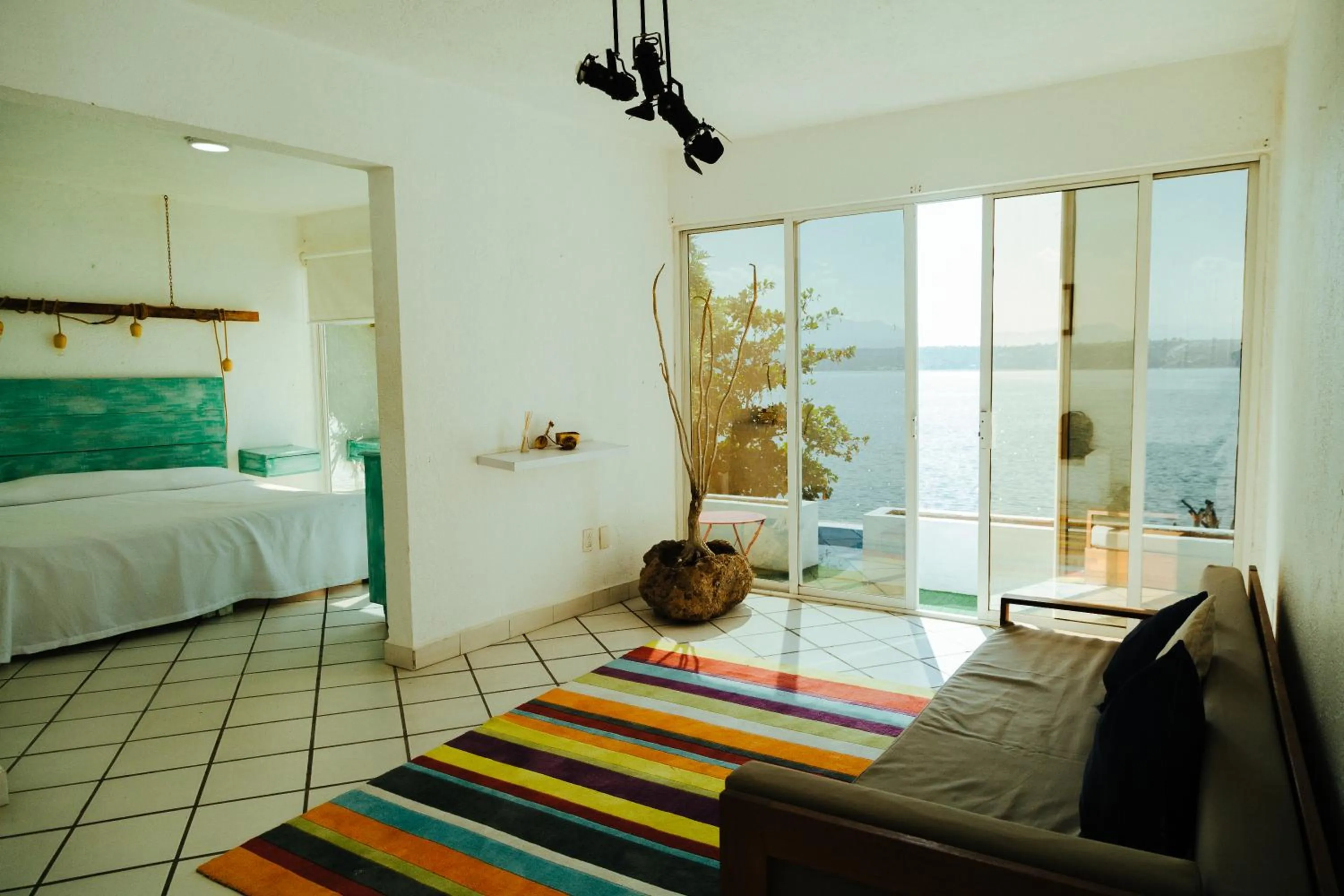 Photo of the whole room, Bed in Bendito Teques