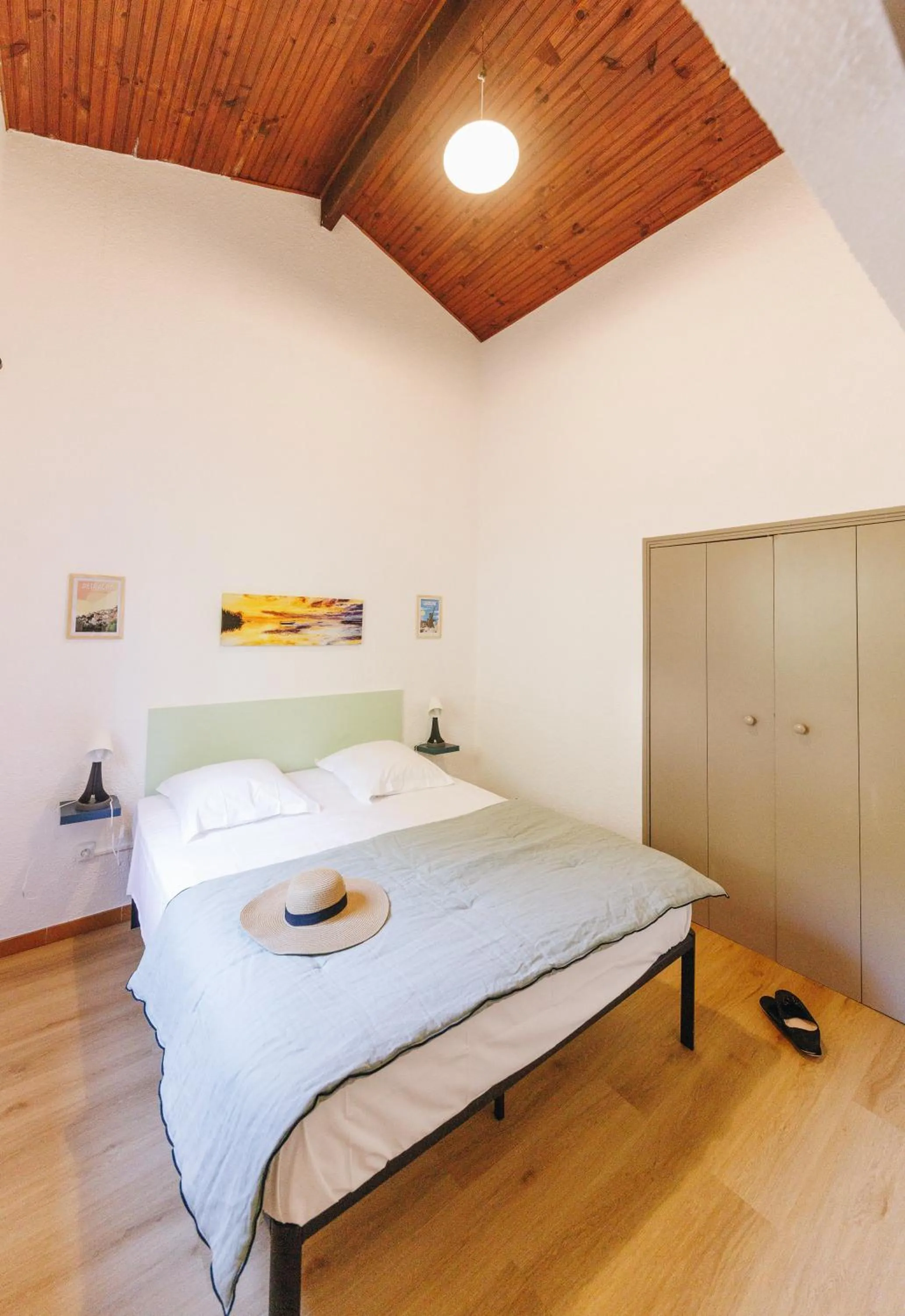 Photo of the whole room, Bed in Résidence le Télémaque