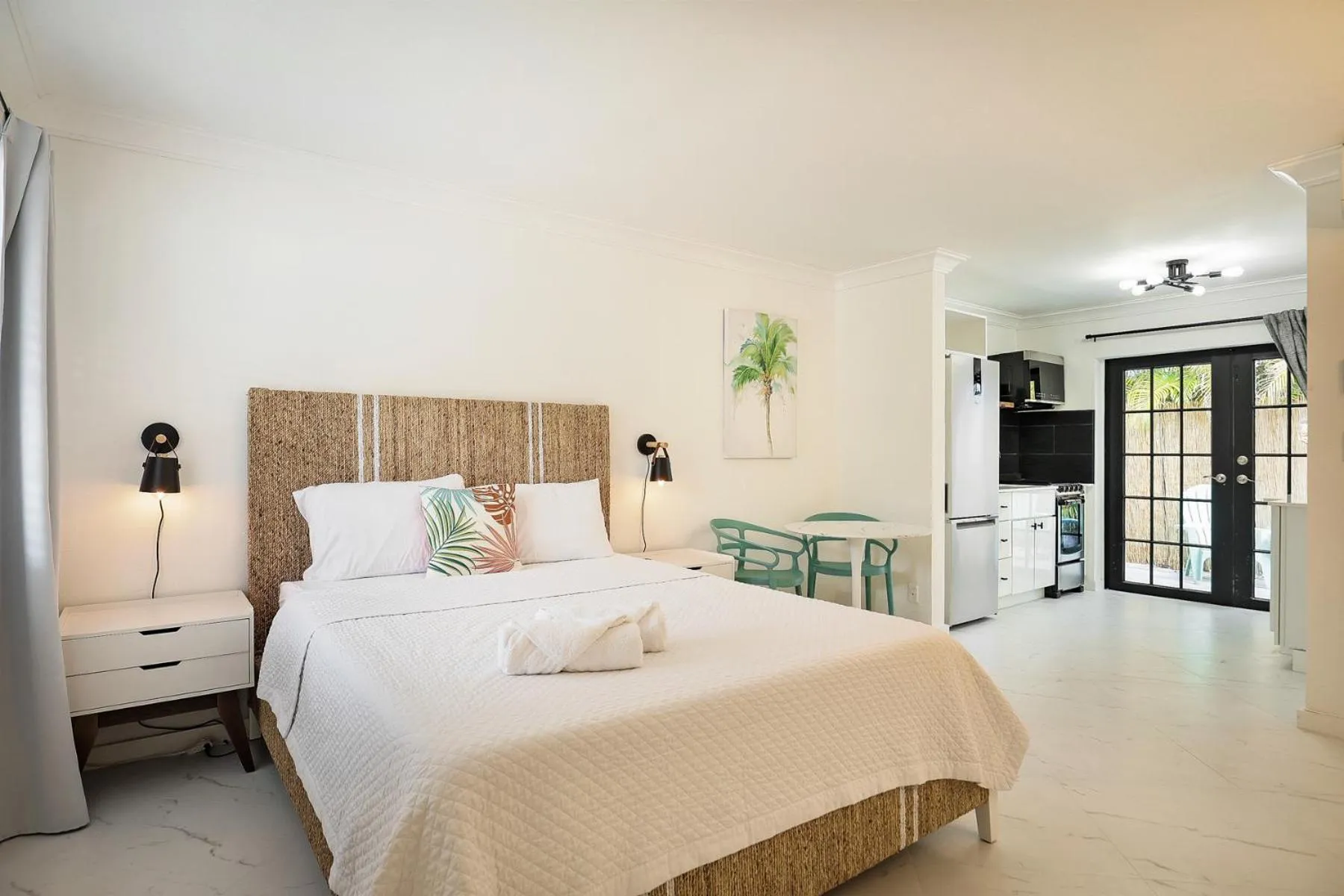 Bed in La Mer Suites