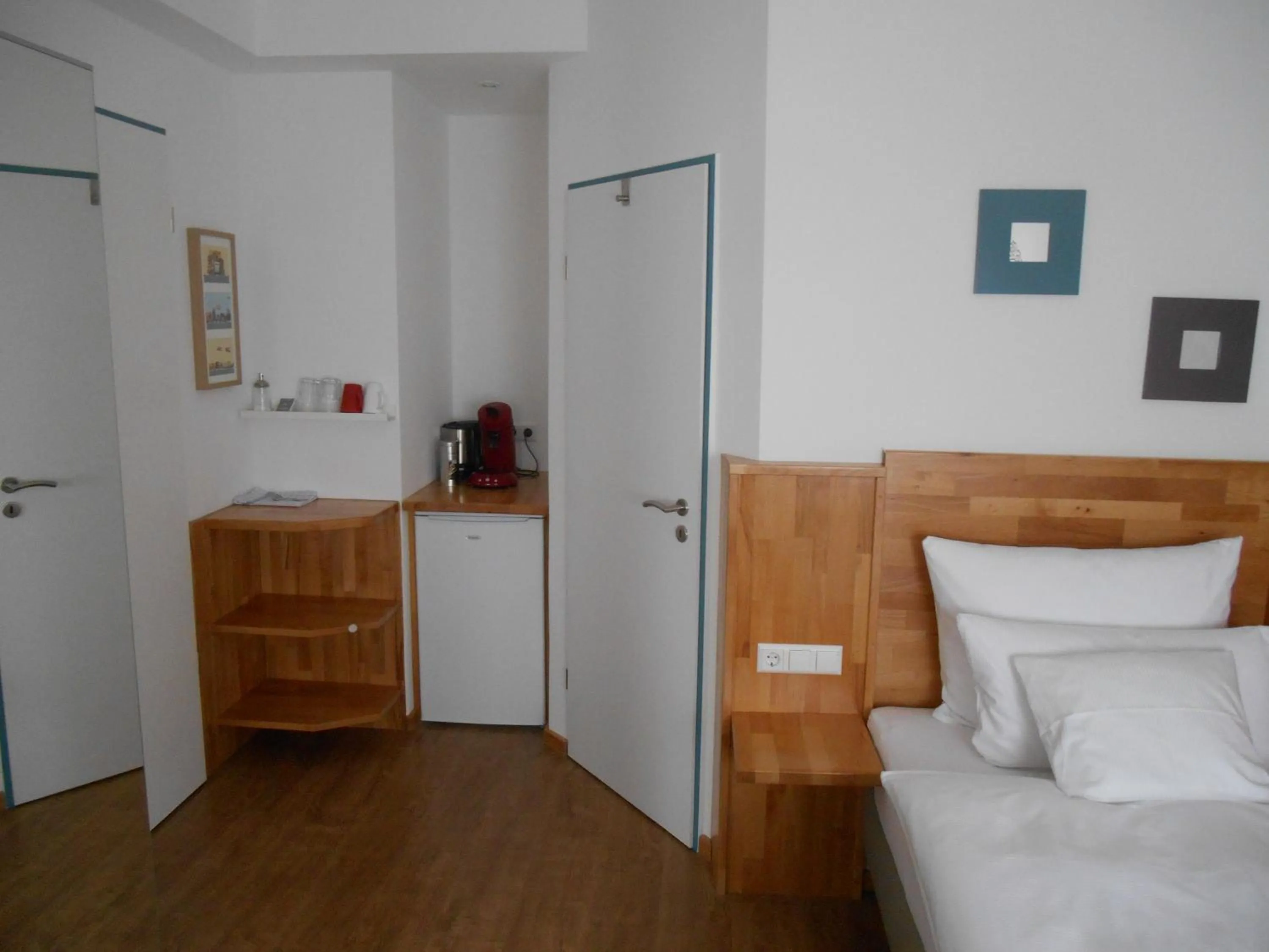 Bed in Warum ins Hotel