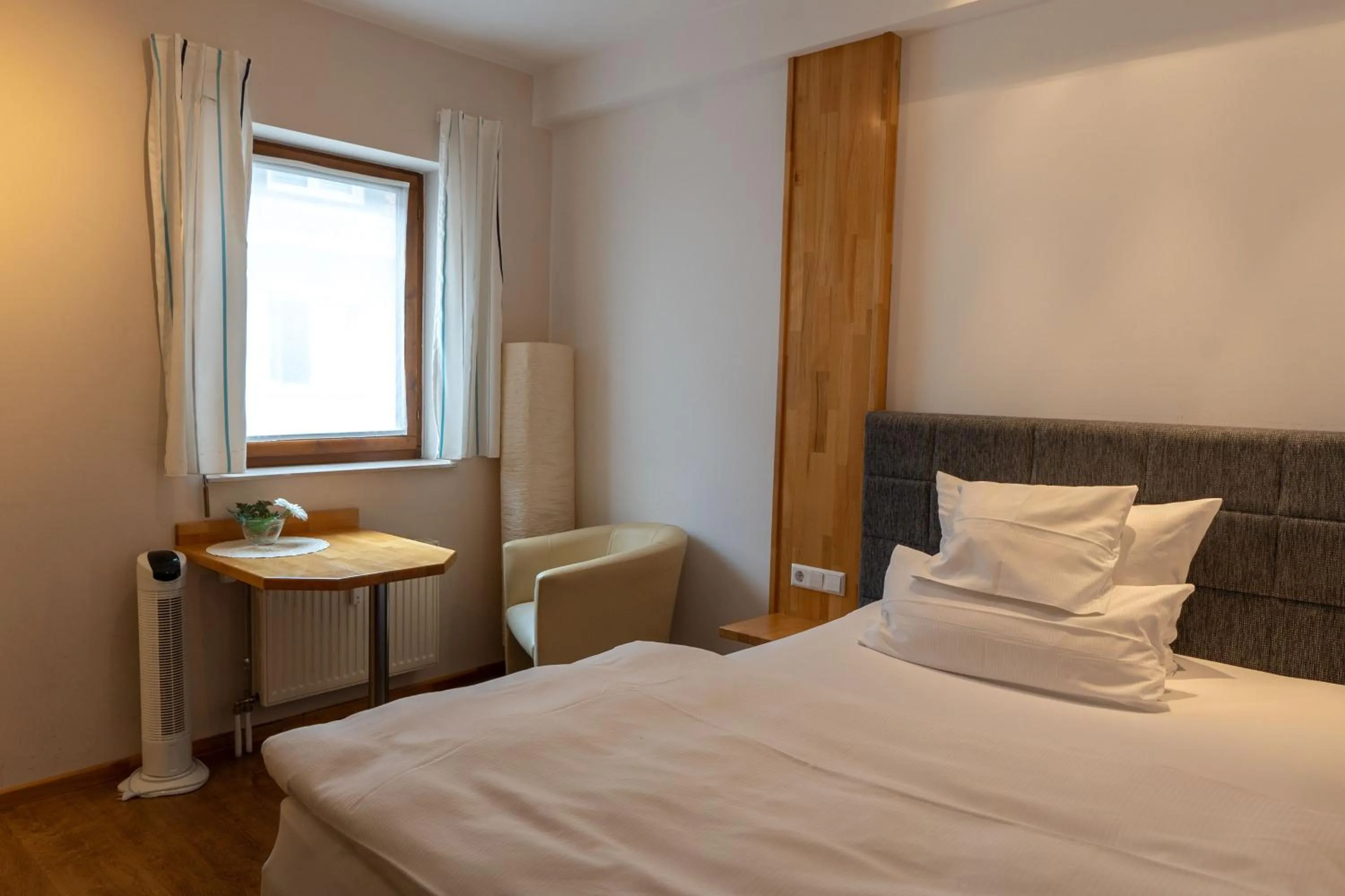 Bed in Warum ins Hotel