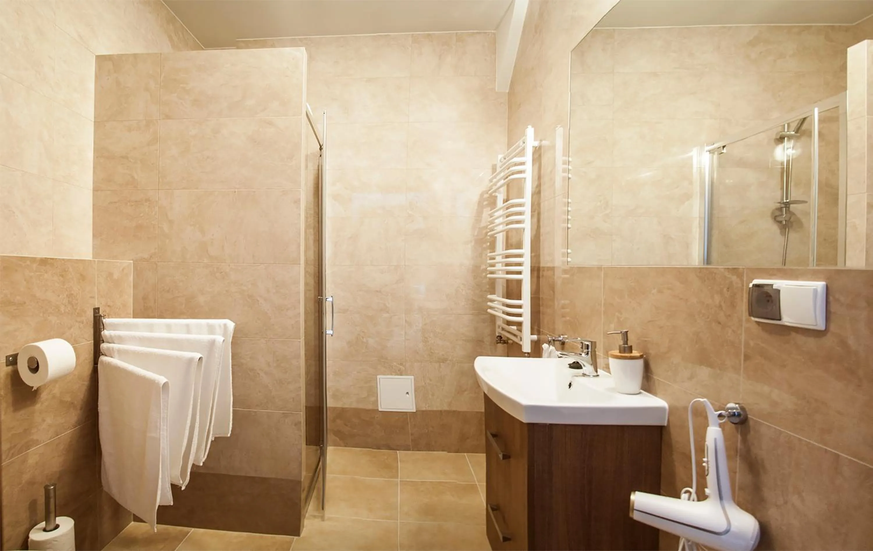 Shower in Gościniec Hetman