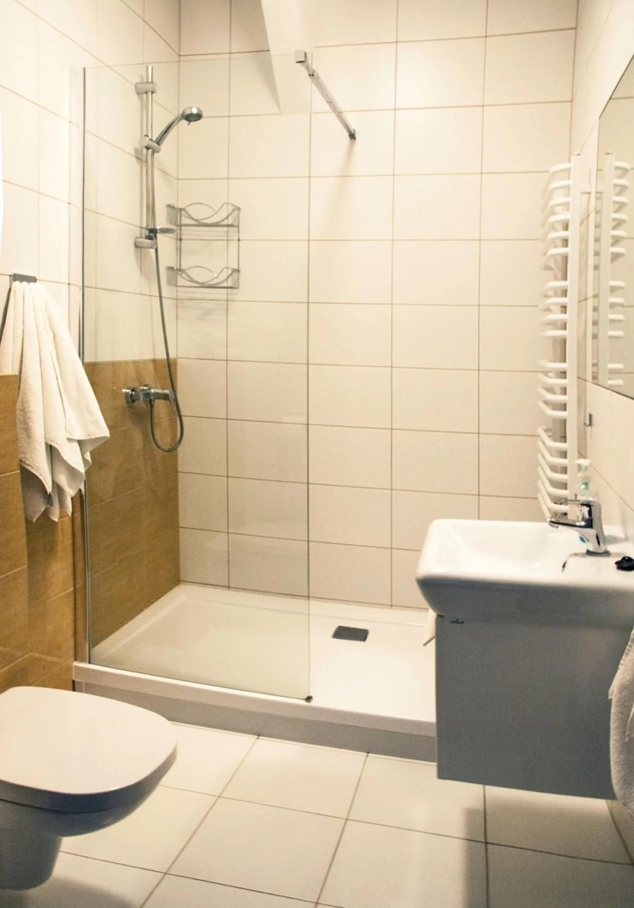 Shower in Gościniec Hetman
