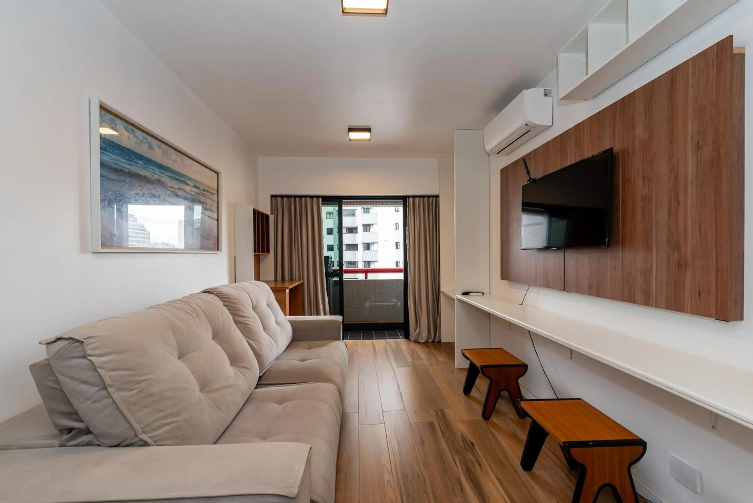 Metropolitan Flats Metropolitan Flats