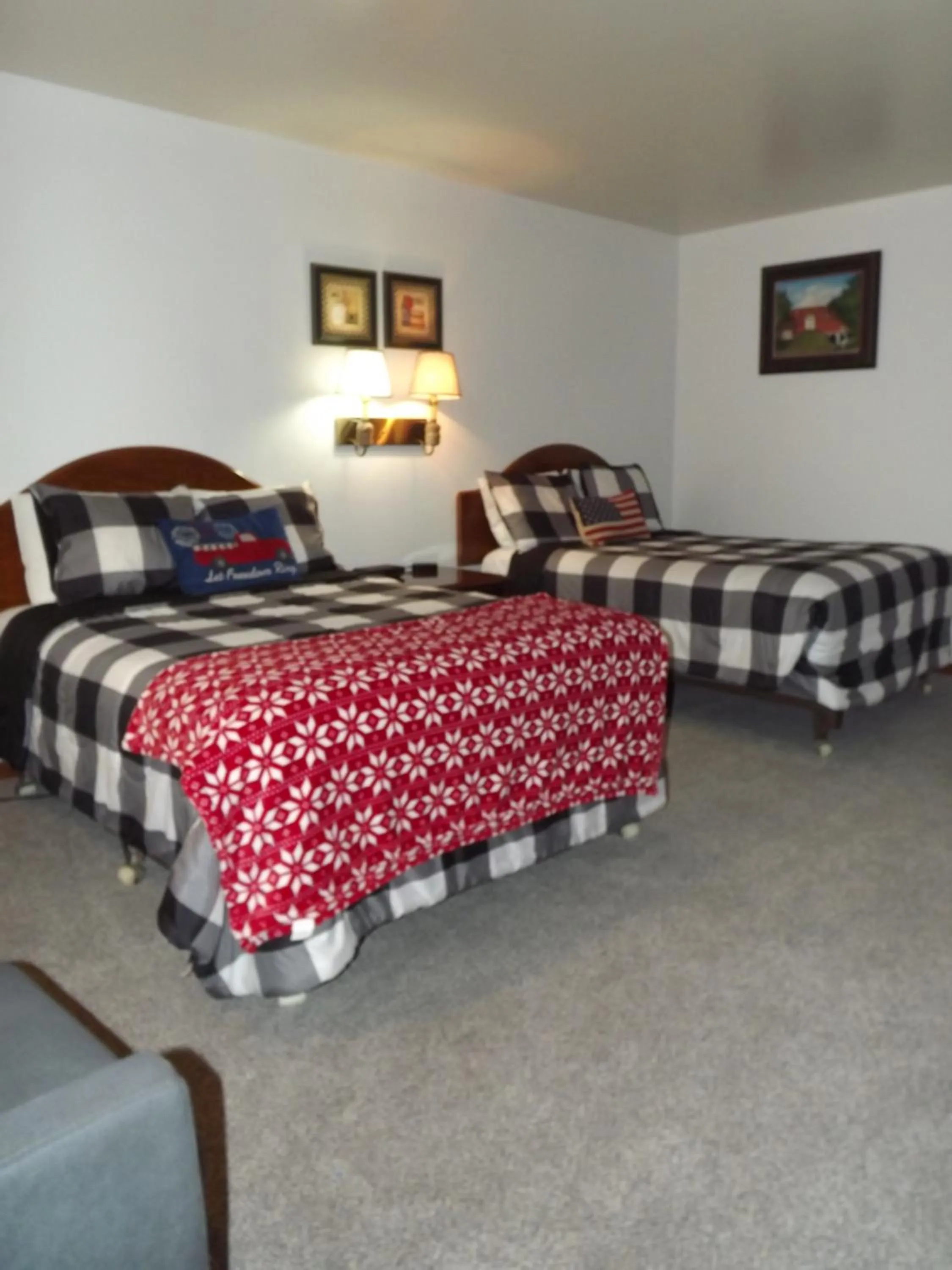 Bedroom, Bed in Crest Country Inn