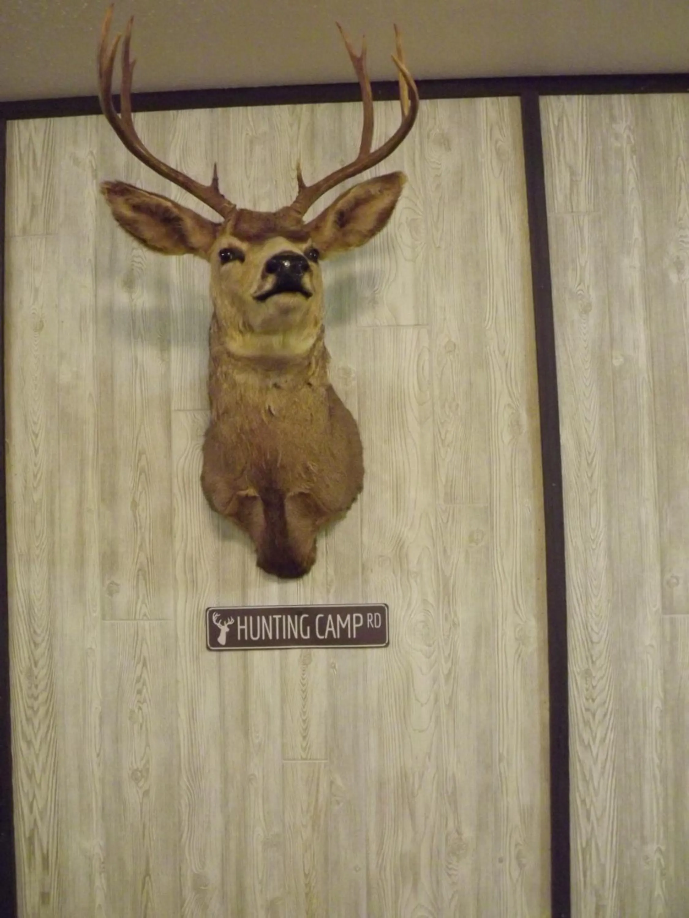 Property building in Crest Country Inn