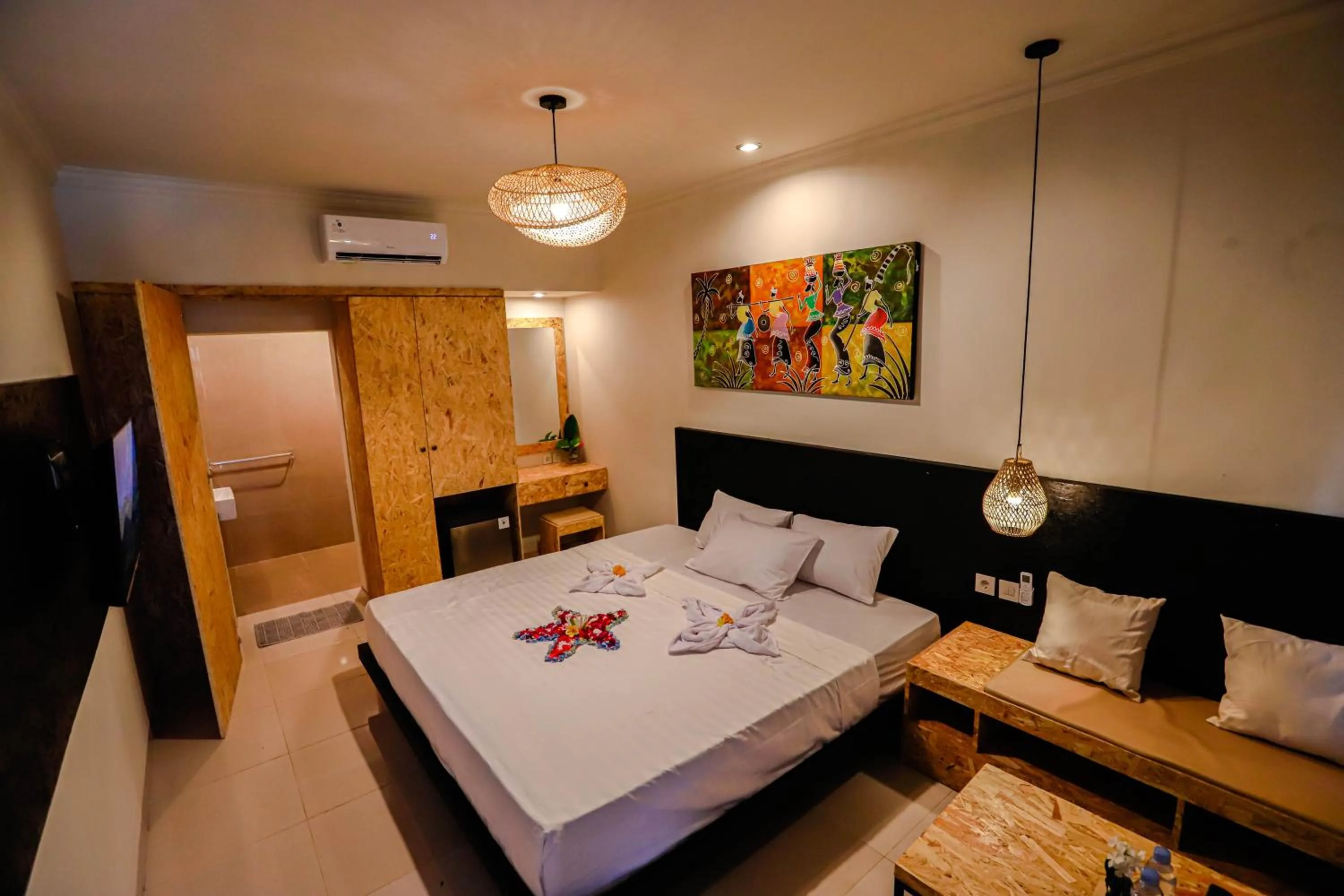 Bed in Neo Bintang Bungalow Cafe and Pool