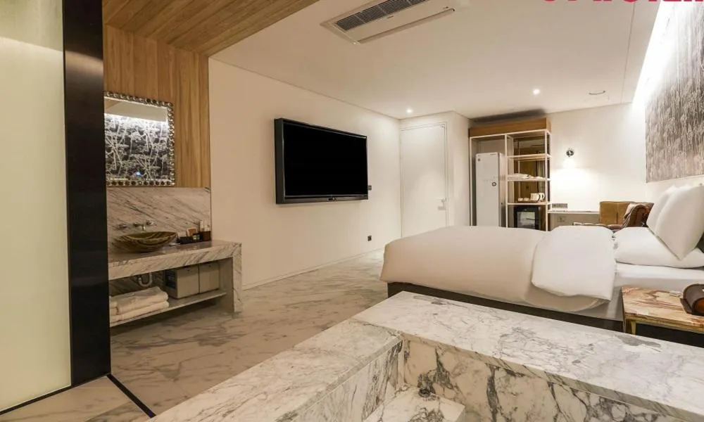 Bed in Incheon Guwol Hotel Bay 204