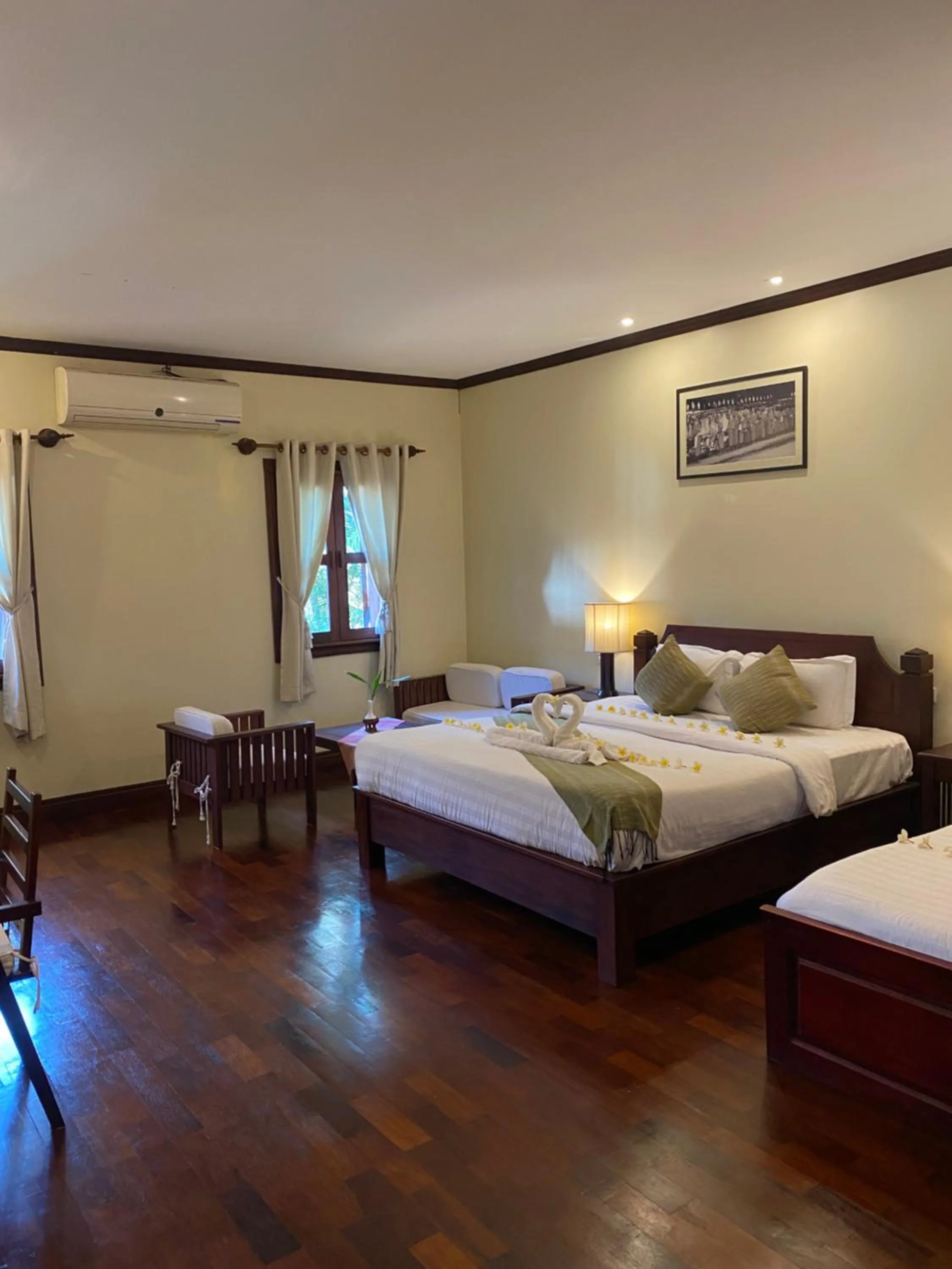 Photo of the whole room, Bed in Luang Prabang Residence & Travel