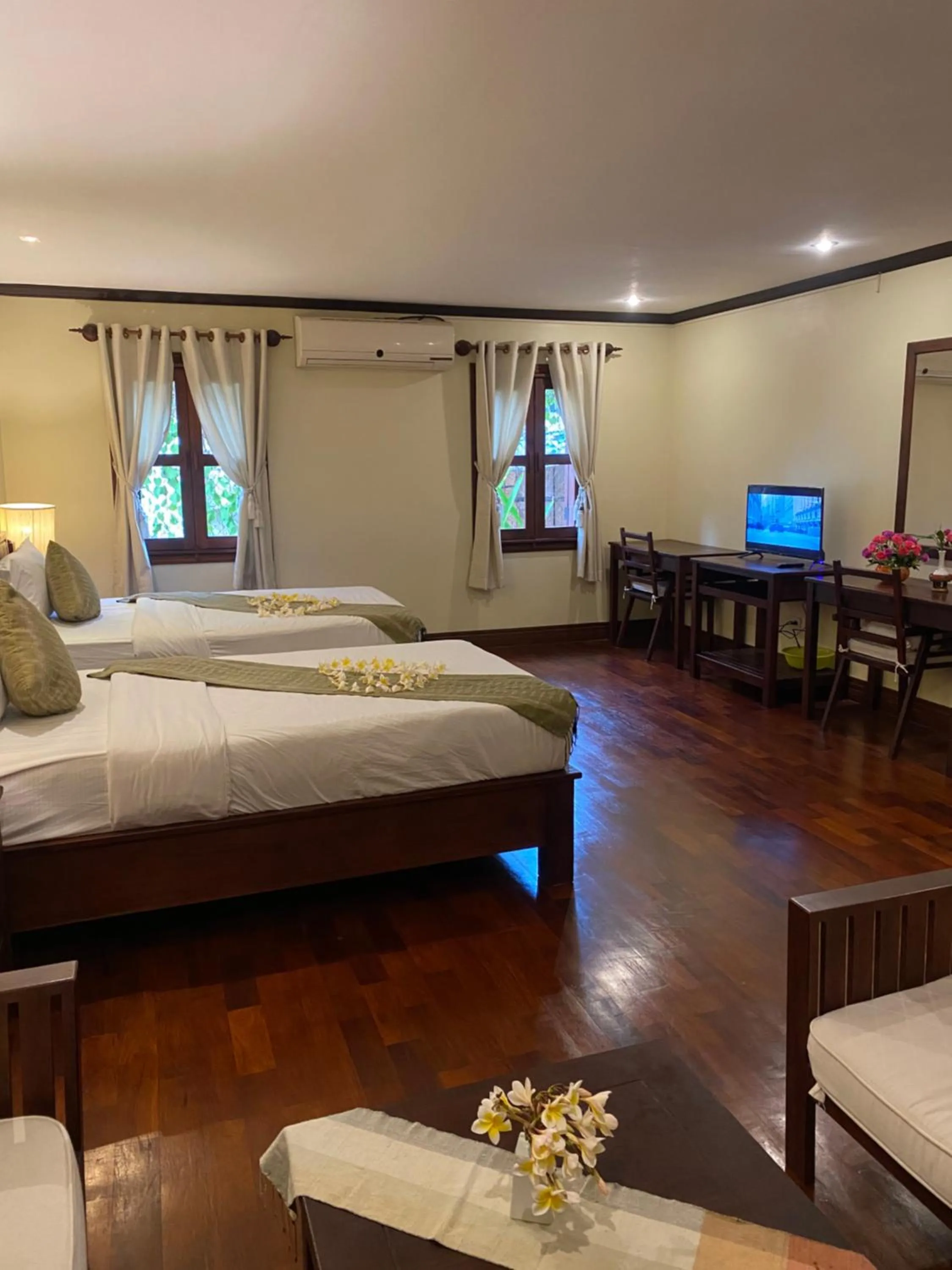 Photo of the whole room, Bed in Luang Prabang Residence & Travel
