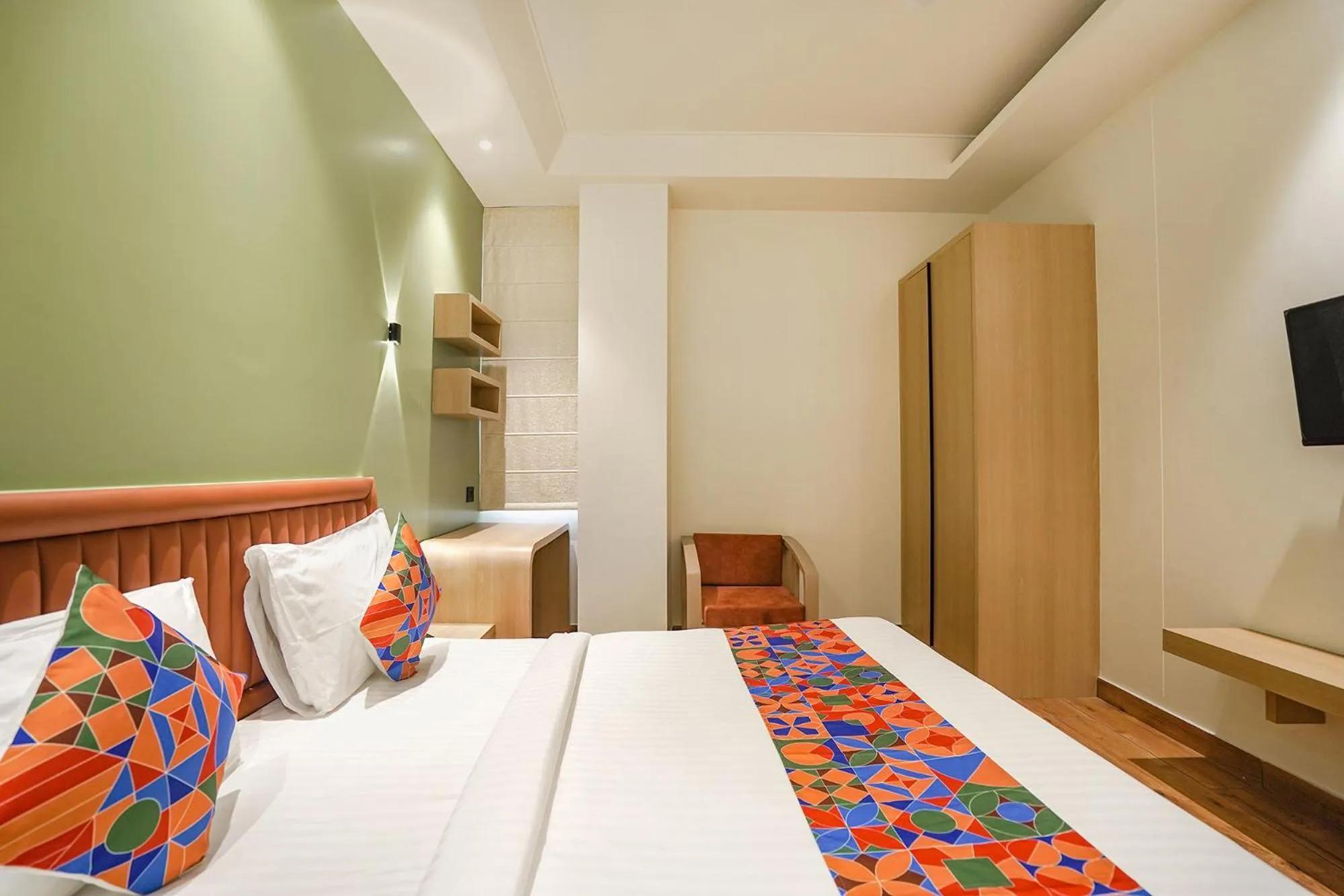 Bed in FabHotel Prime IP Indrapuram