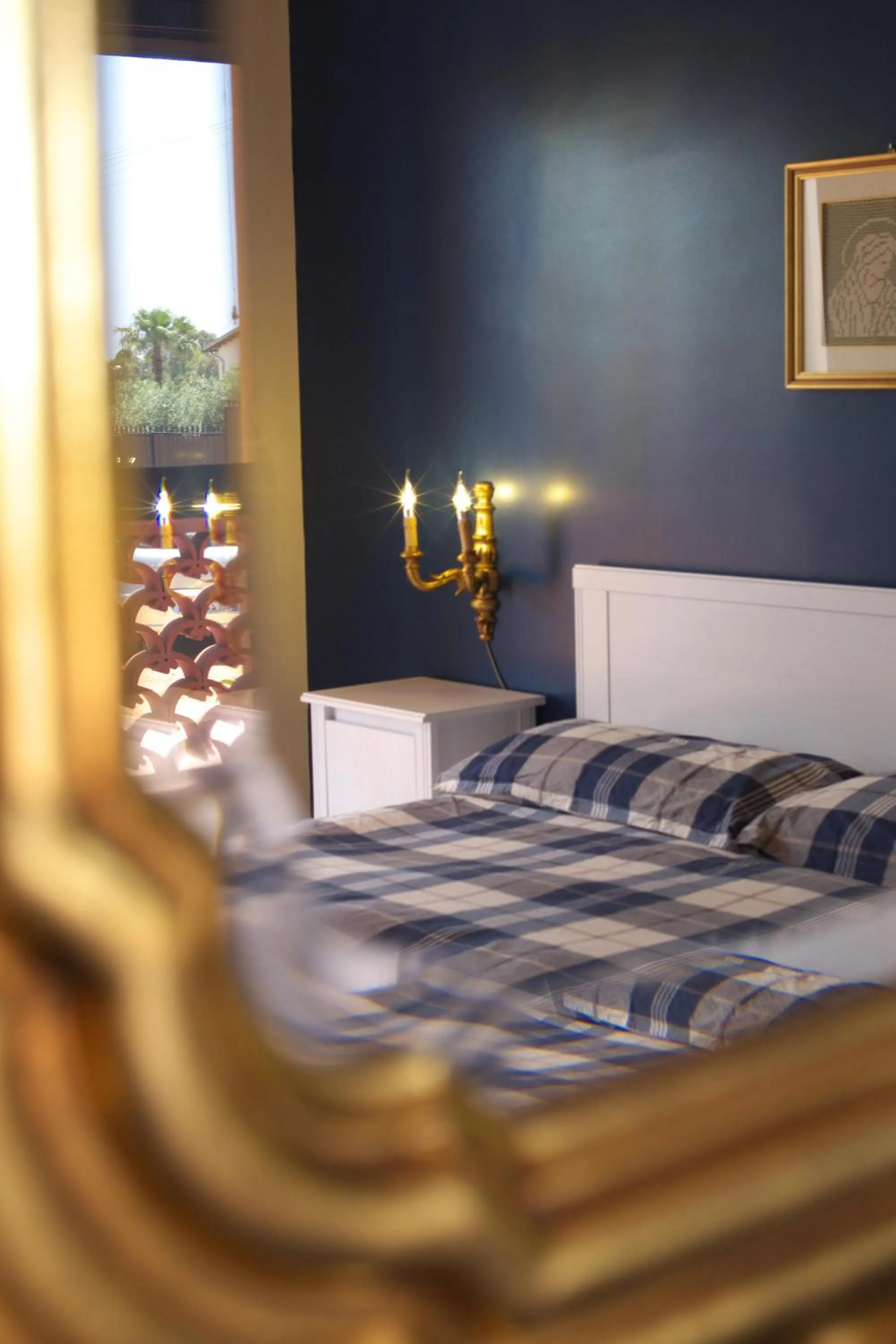 Decorative detail, Bed in Villa Concordia