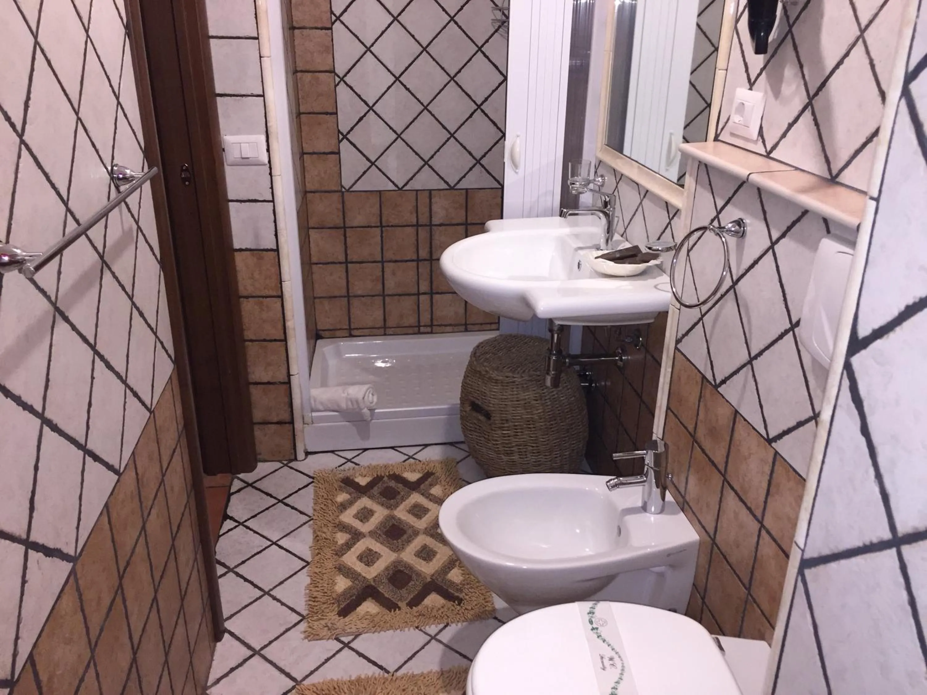 Toilet in Tropea Casa Scirocco