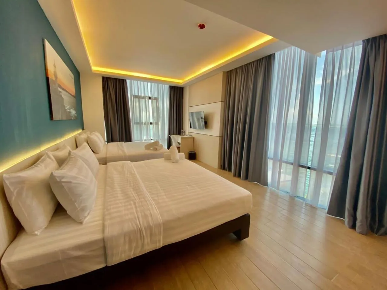 Bed in Lighthouse Hotel Semporna