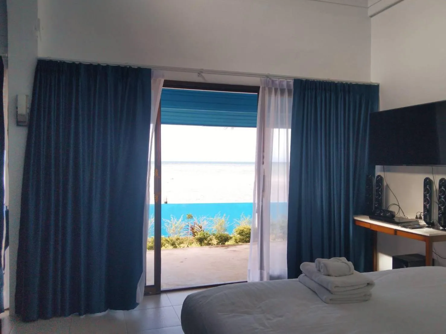 Property building, Bed in Samui Tonggad Resort