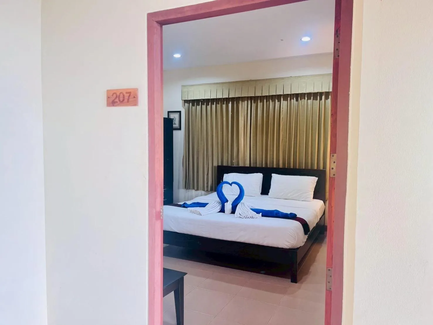 Property building, Bed in Samui Tonggad Resort