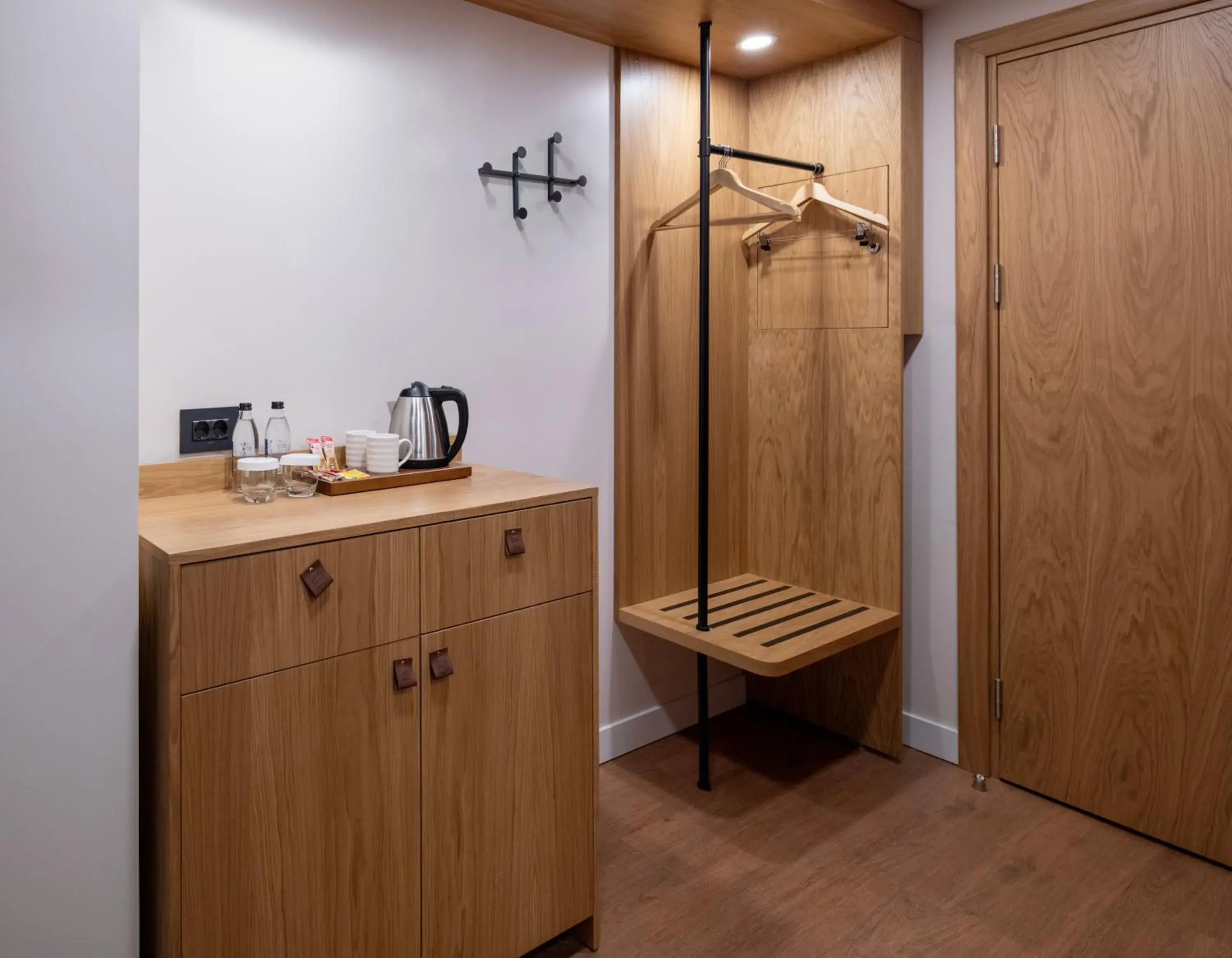 Queen Room - Non-Smoking in Hampton By Hilton Istanbul Sirkeci Queen Room - Non-Smoking in Hampton By Hilton Istanbul Sirkeci