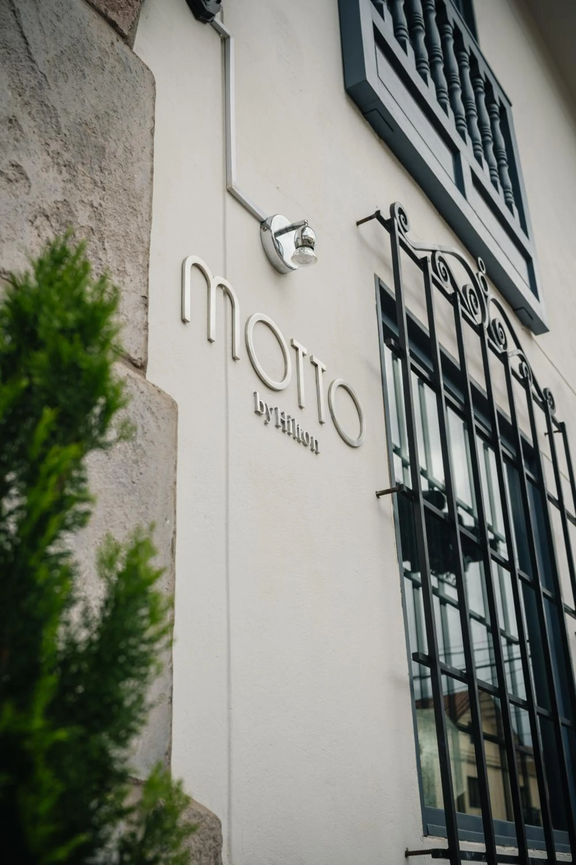 Logo/Certificate/Sign in Motto By Hilton Cusco