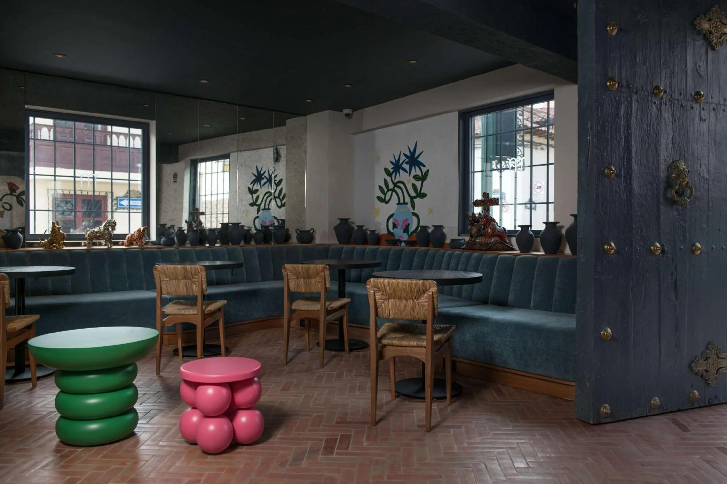 Lobby or reception in Motto By Hilton Cusco