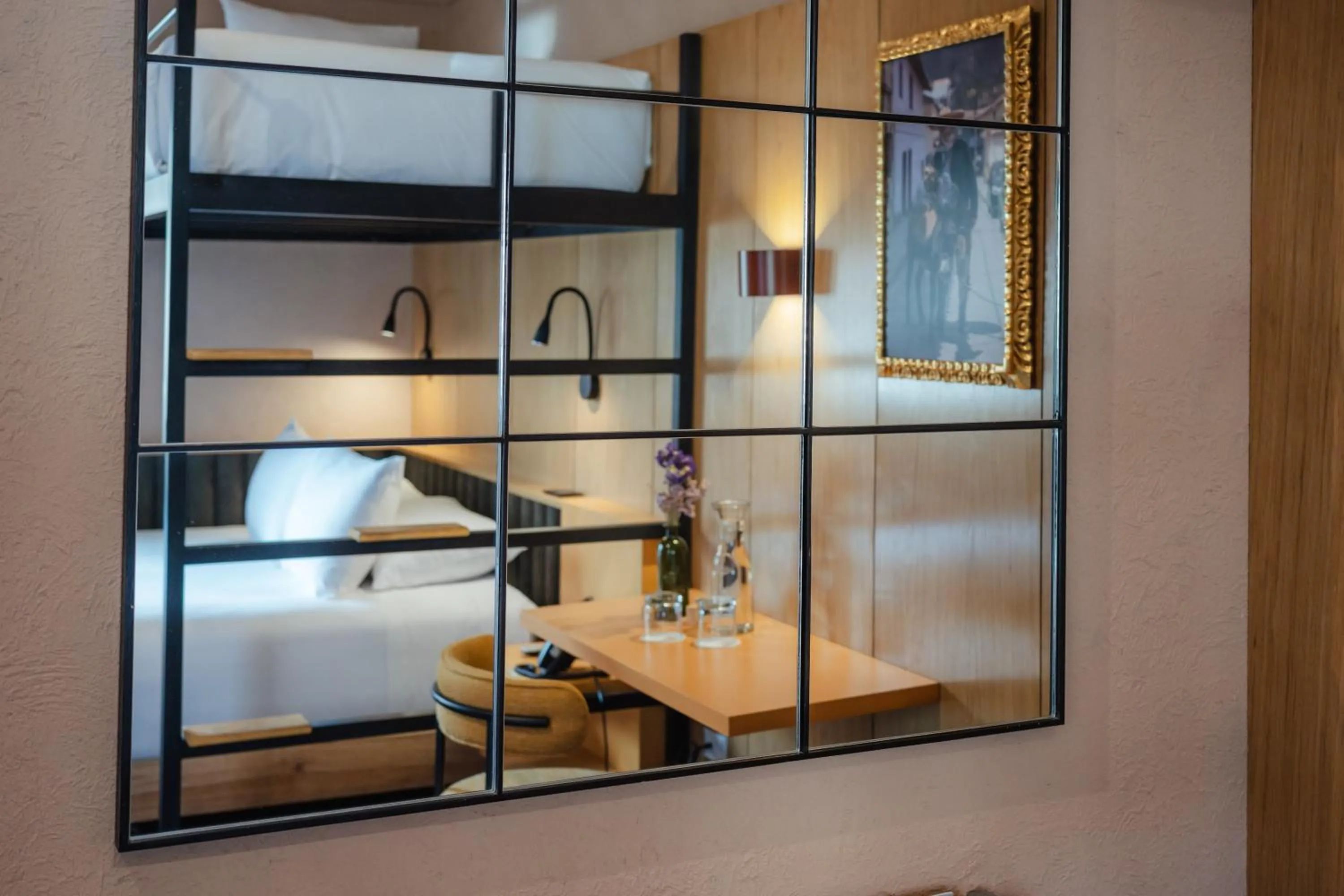 Other in Motto By Hilton Cusco