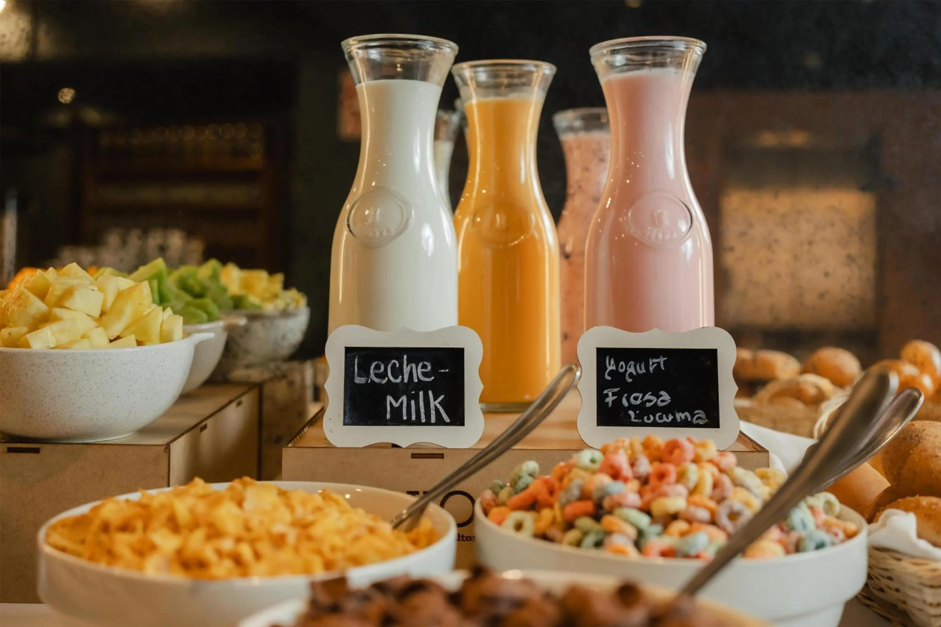 Dining area in Motto By Hilton Cusco