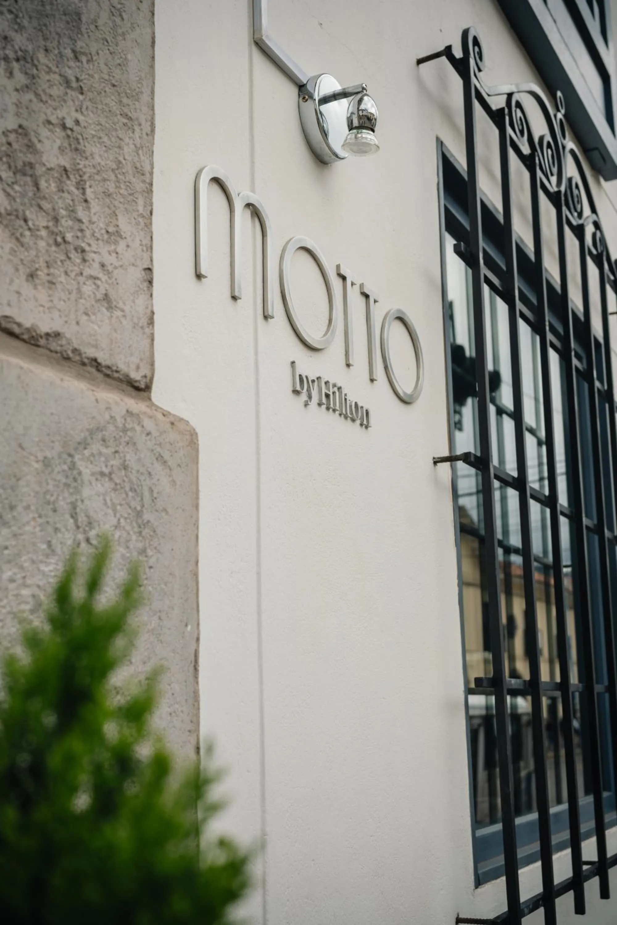 Property logo or sign in Motto By Hilton Cusco