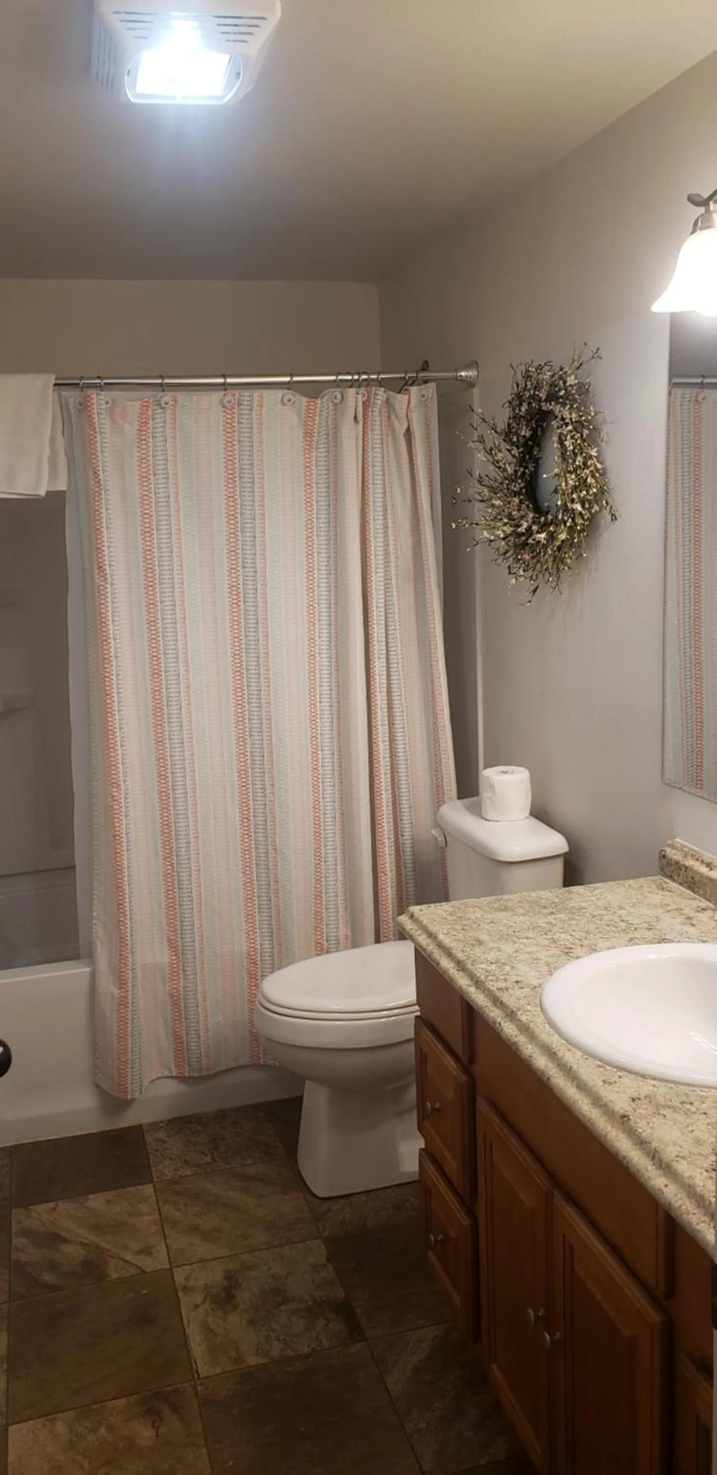 Bathroom in Bryce Valley Lodging