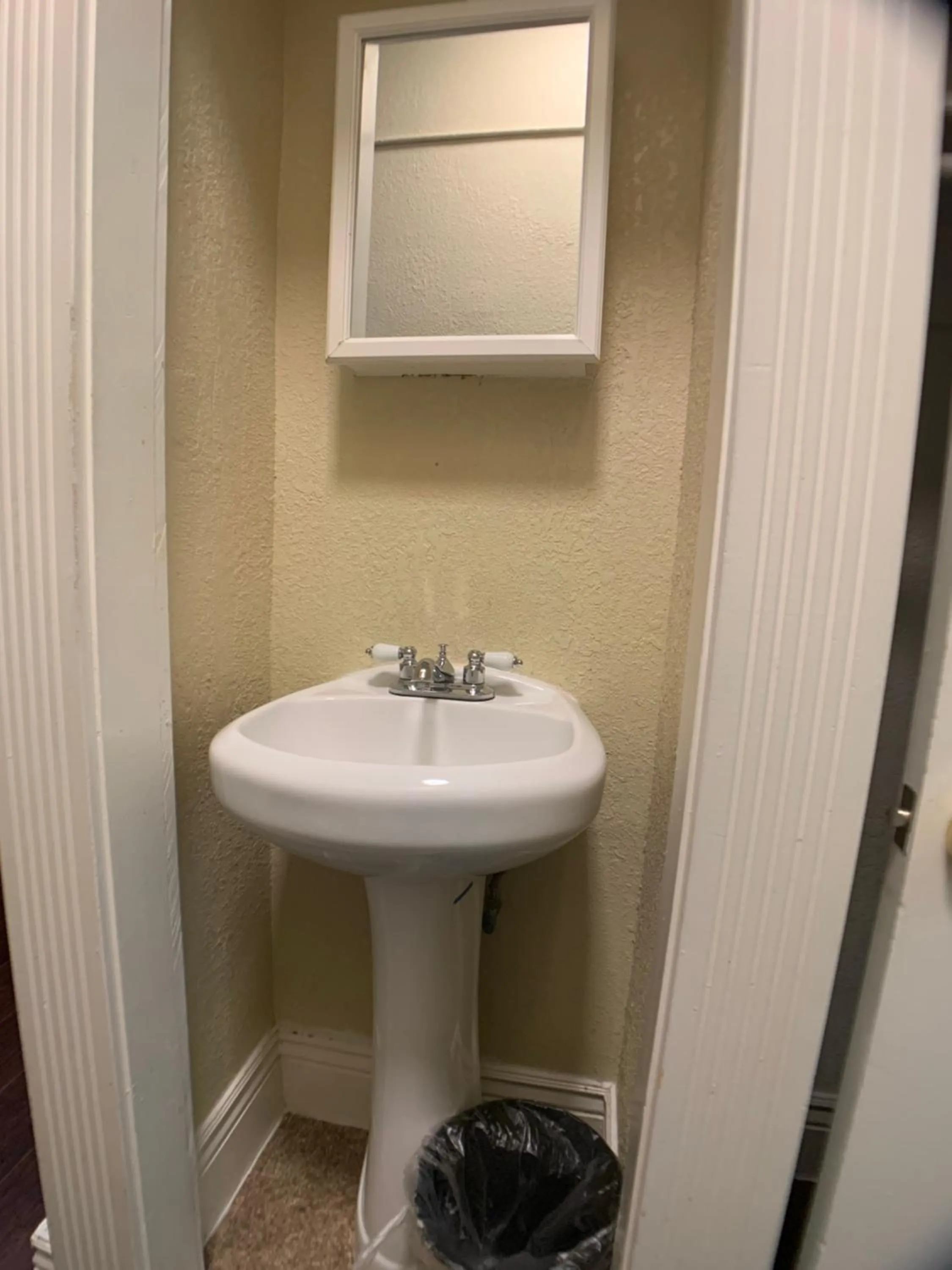 Area and facilities in Orange Village Hostel