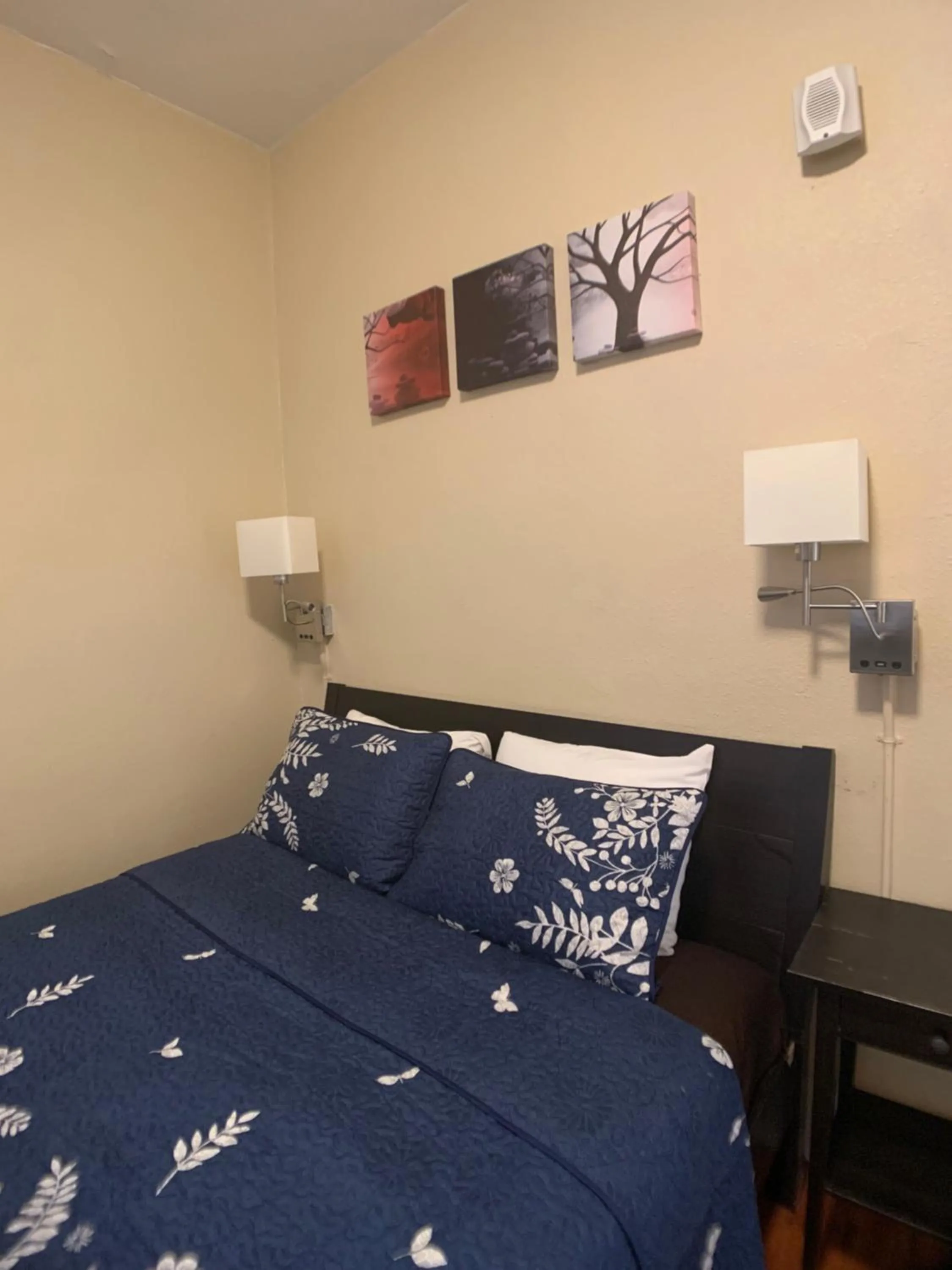 Bedroom, Bed in Orange Village Hostel