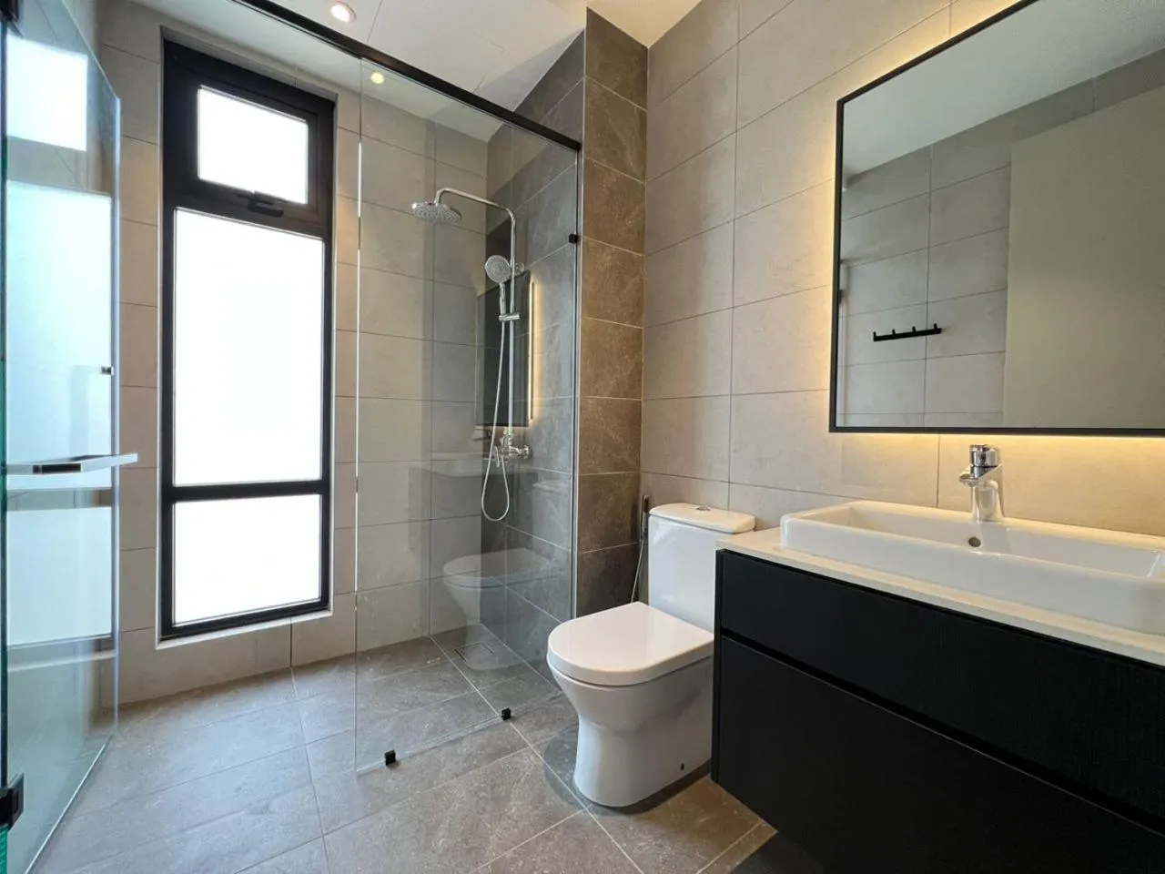 Shower in Axon Residence Bukit Bintang Kuala Lumpur By Apex