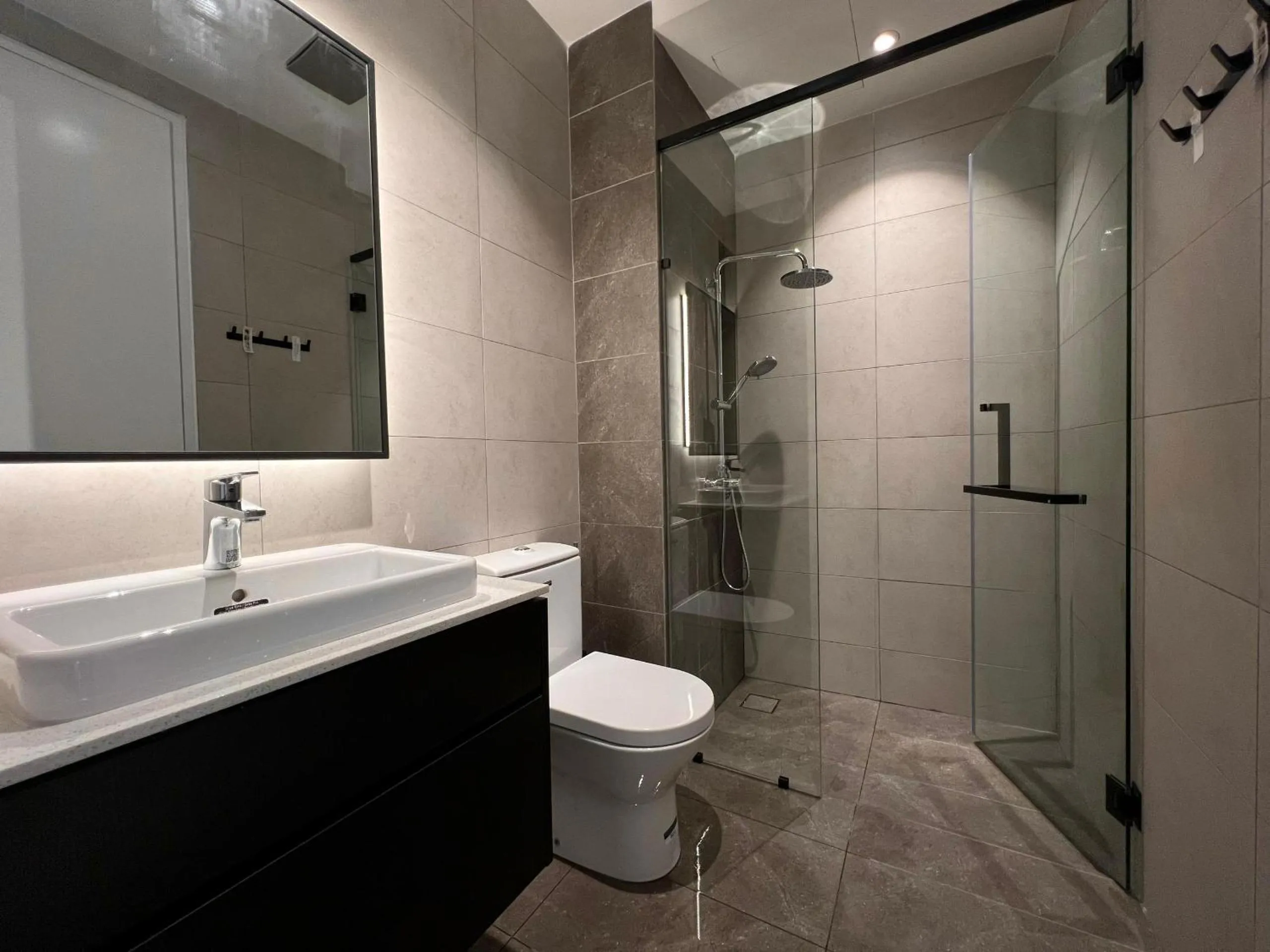 Shower in Axon Residence Bukit Bintang Kuala Lumpur By Apex