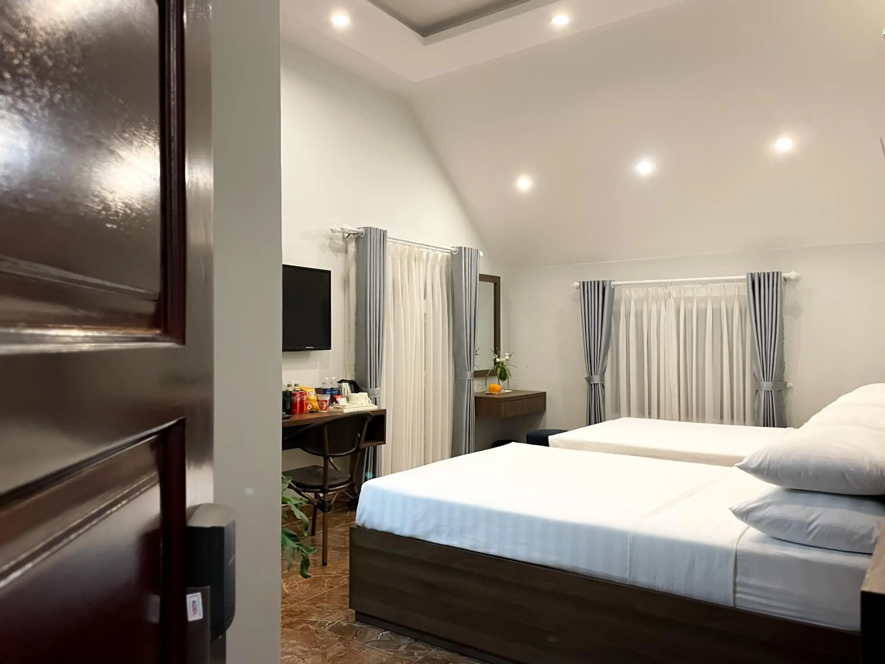 Deluxe Quadruple Room in Sunshine Villa Dalat Deluxe Quadruple Room in Sunshine Villa Dalat