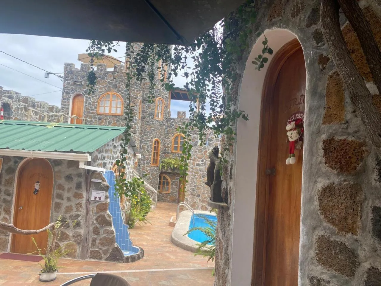 Property building in La Fortaleza De Haro