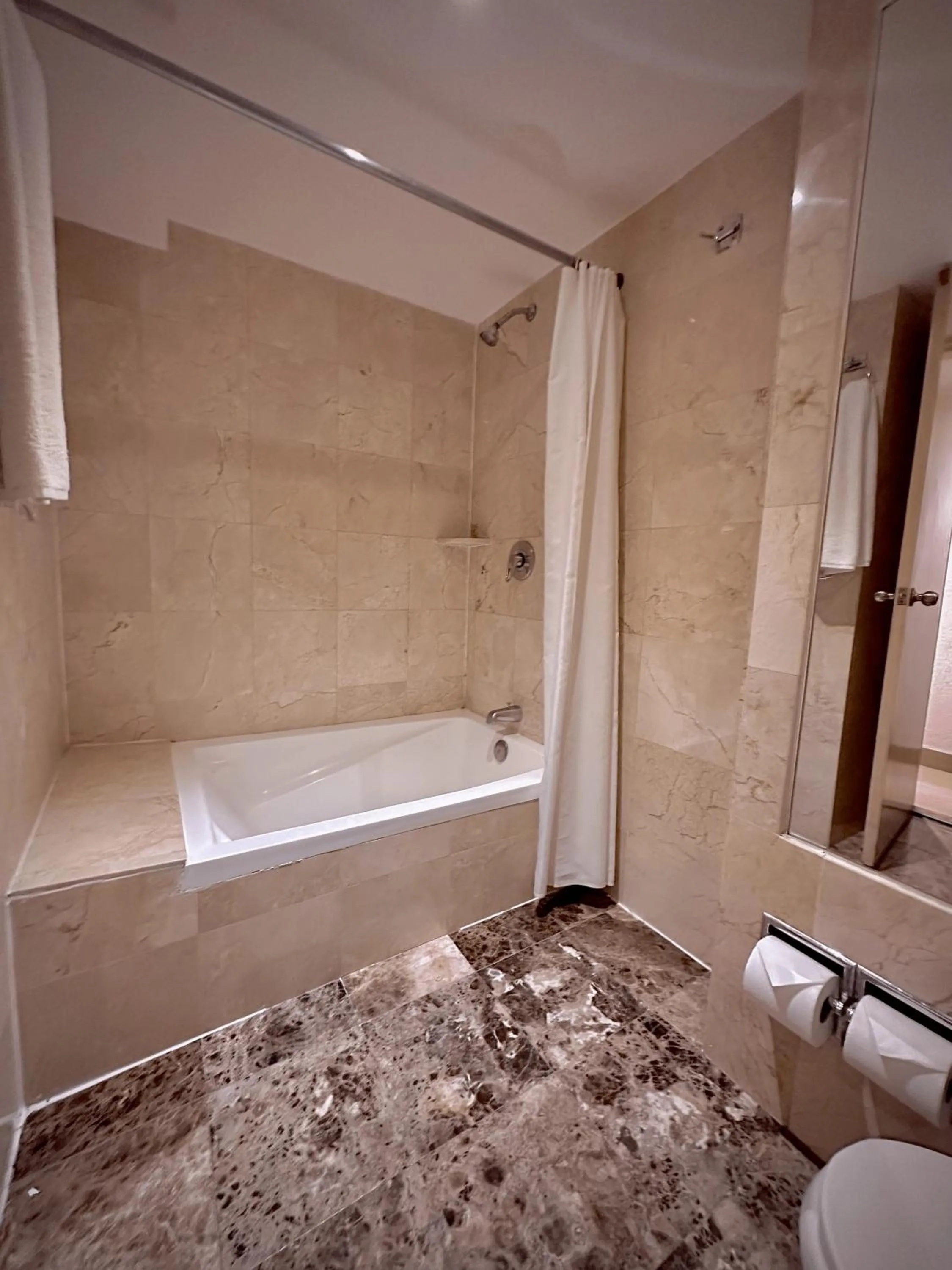 Shower in Hotel Stella Maris