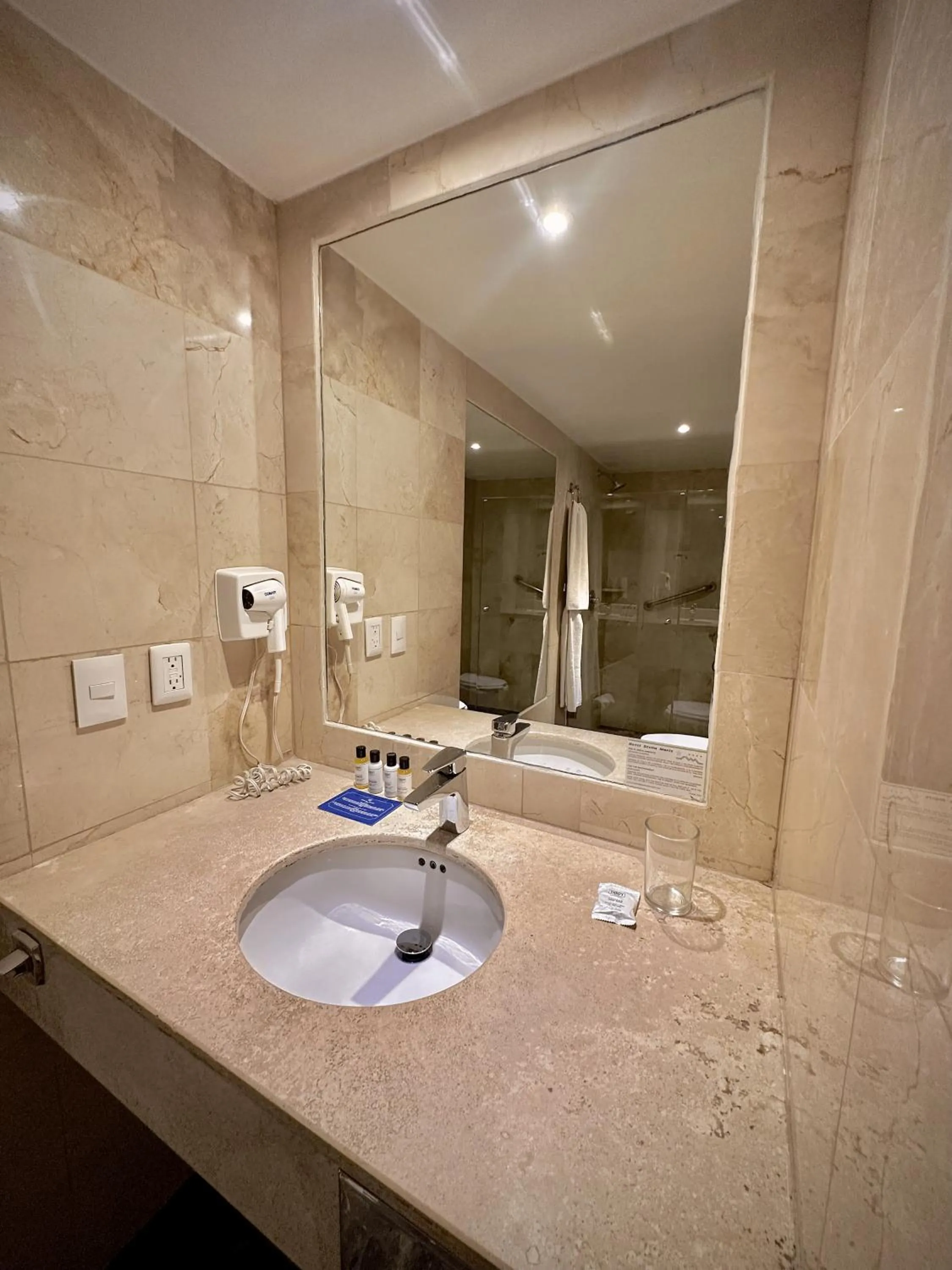 Bathroom in Hotel Stella Maris