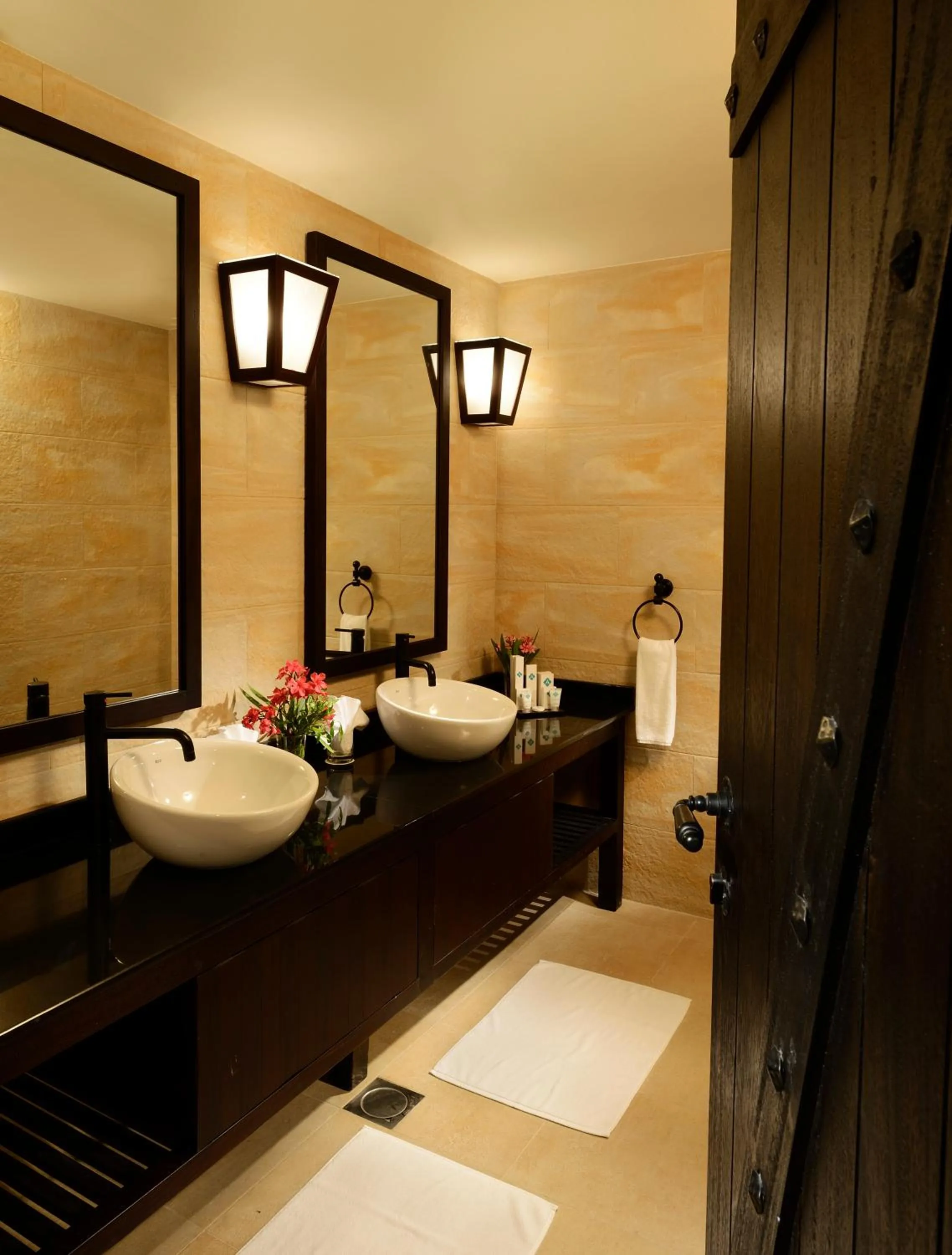 Toilet in Atana Musandam Resort