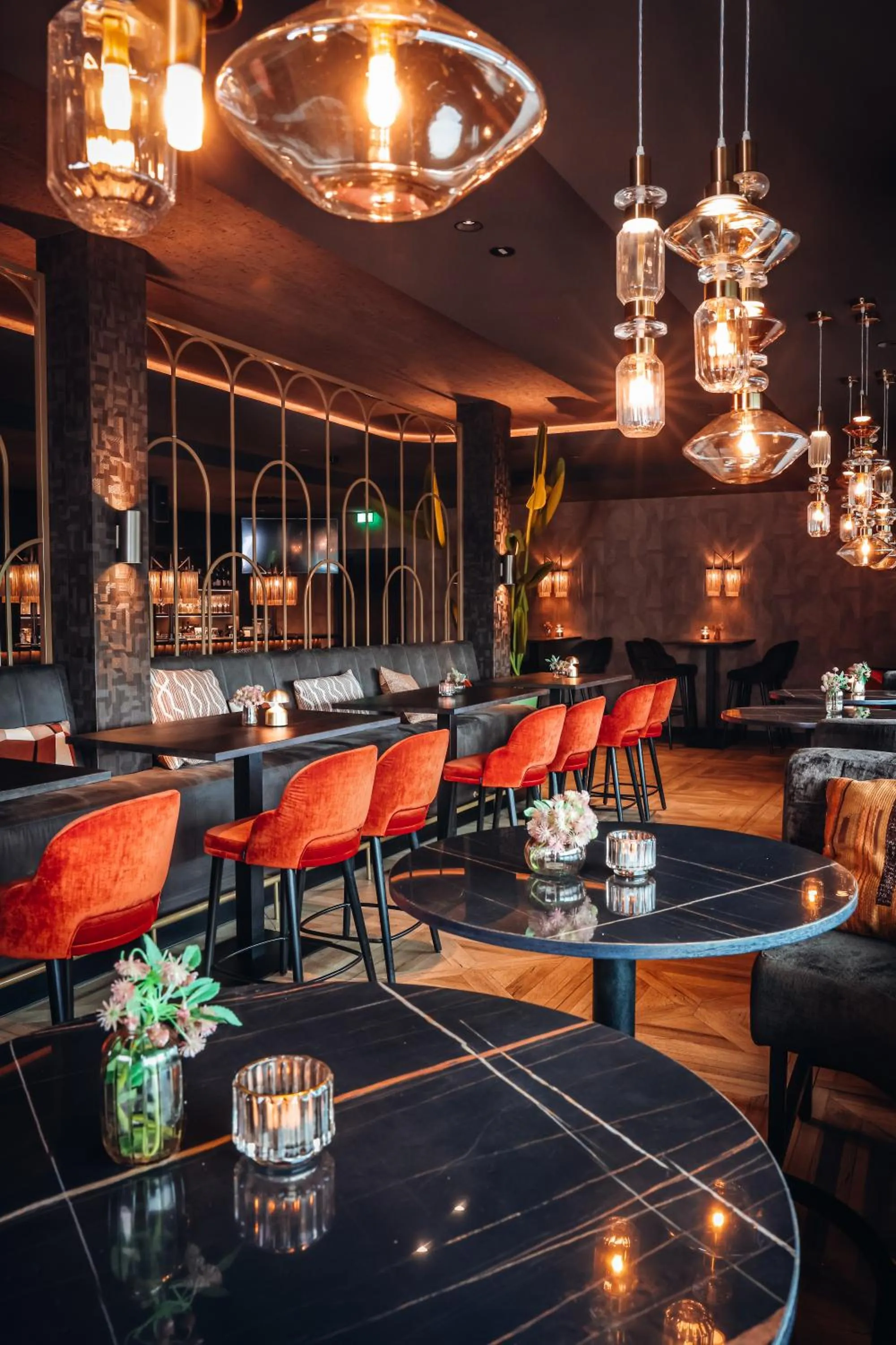 Lounge or bar in Van der Valk Hotel Vianen - Utrecht