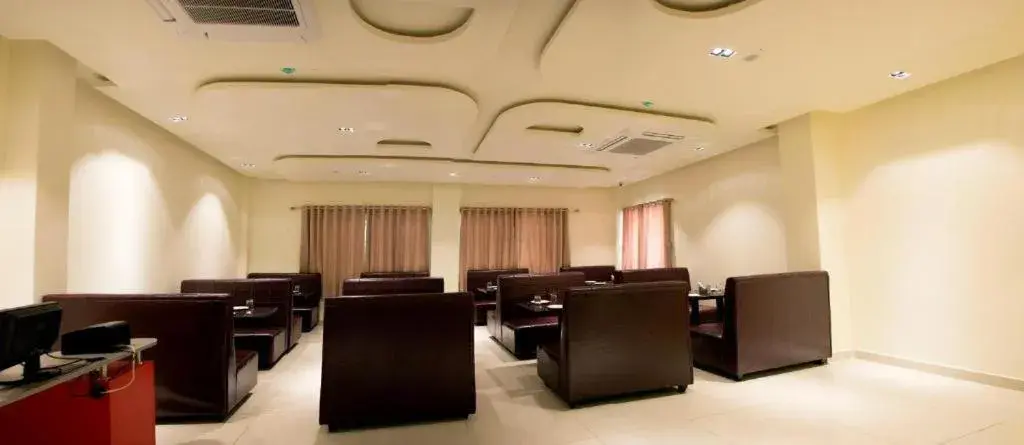 Suite in The Grand White Palace Suite in The Grand White Palace