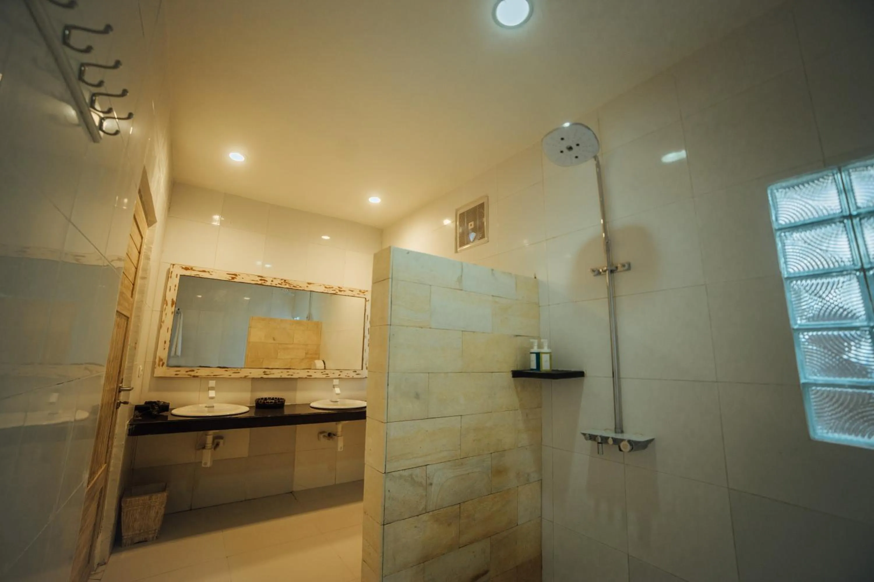 Shower in Gili Amor Boutique Resort