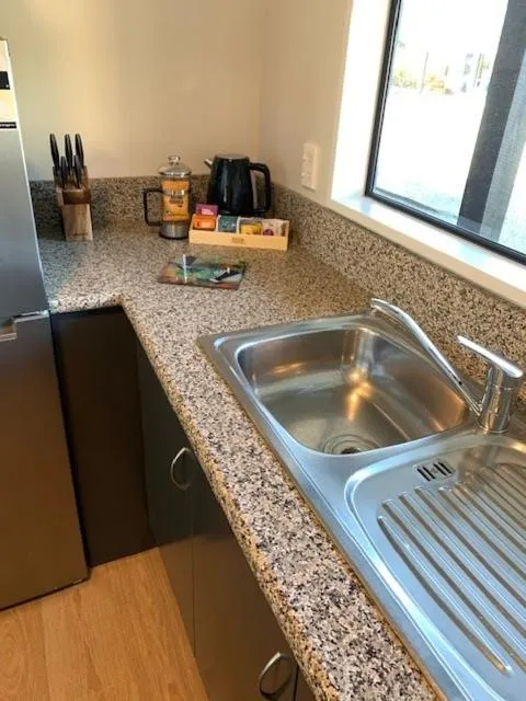 Haast River Motels & Holiday Park