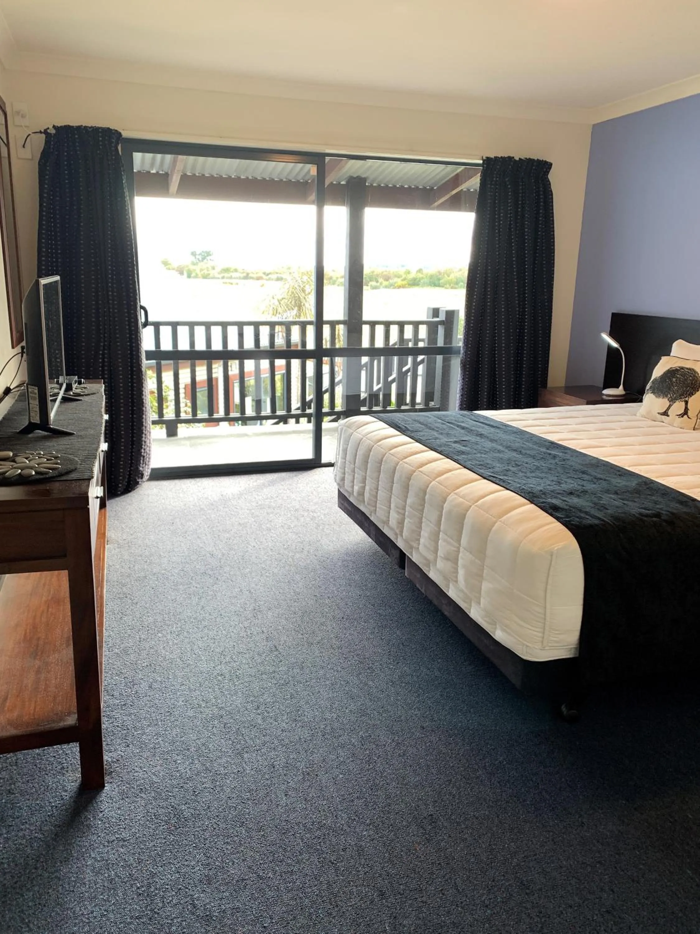 Bed in Haast River Motels & Holiday Park