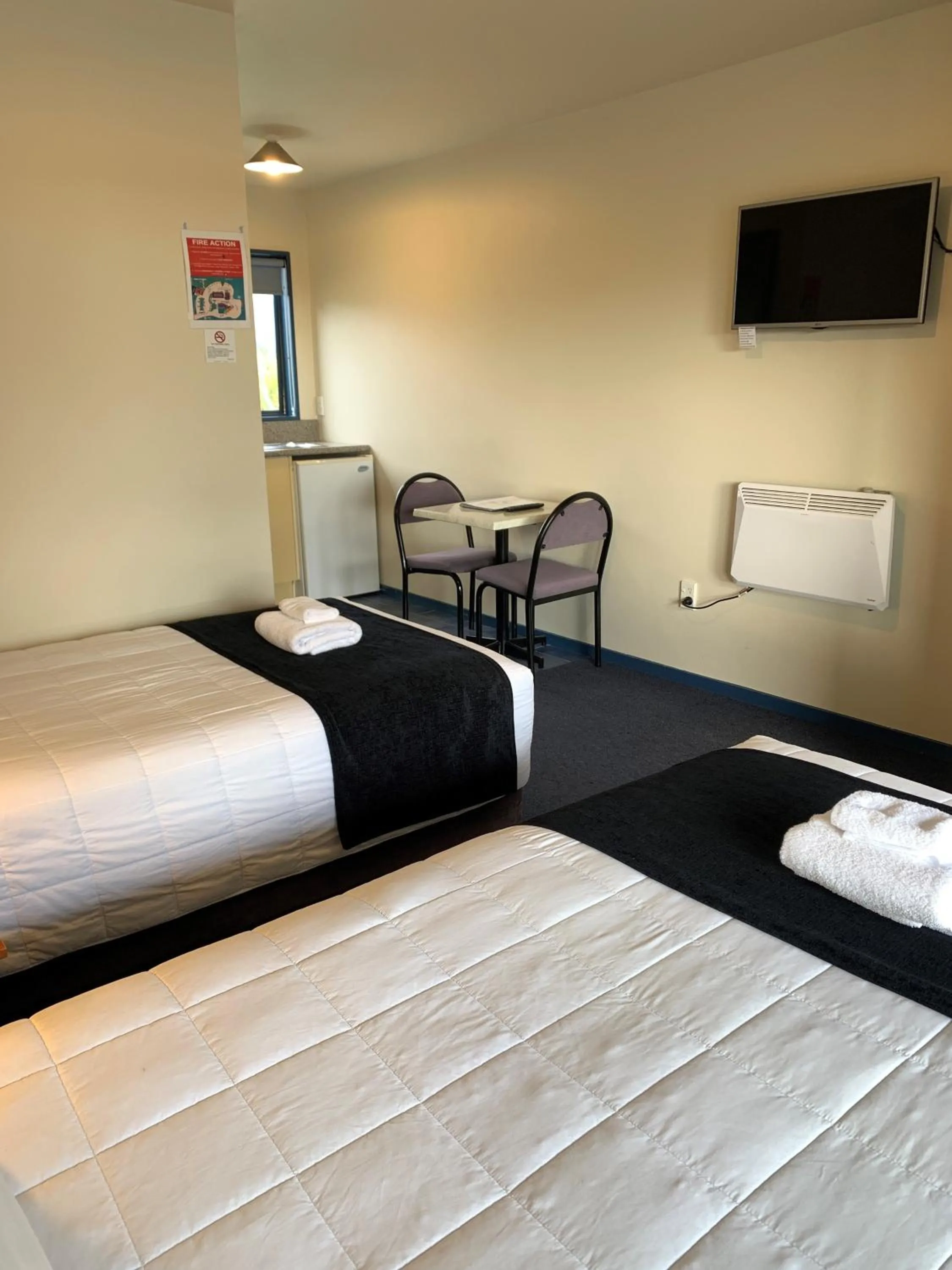 Bed in Haast River Motels & Holiday Park