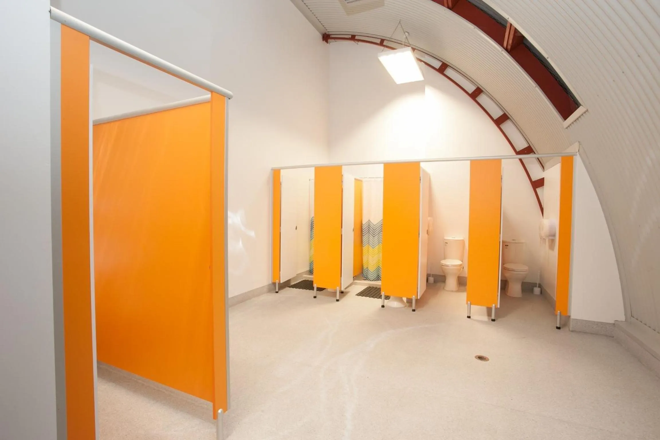 Bathroom in Haast River Motels & Holiday Park