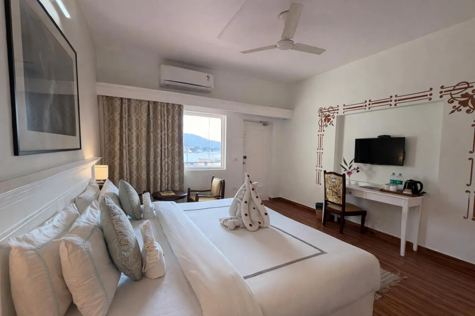 Bed in Sanskriti Vedic Retreat