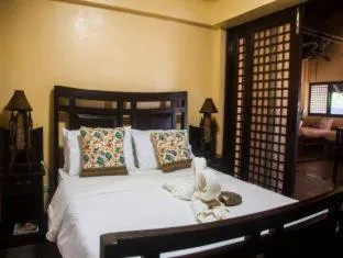 Bed in Nabulao Beach Resort