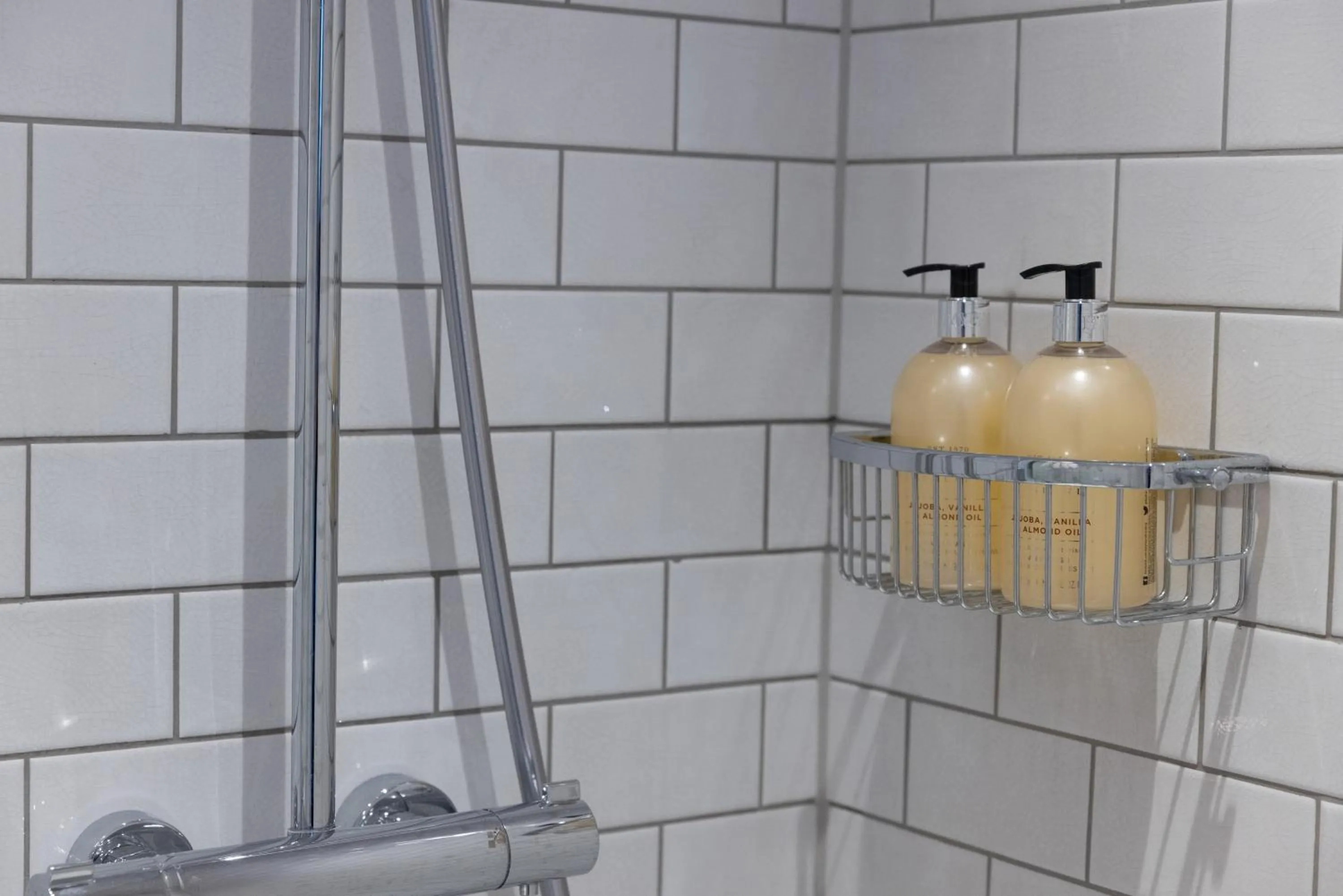 THE KNIGHT OF NOTTINGHILL